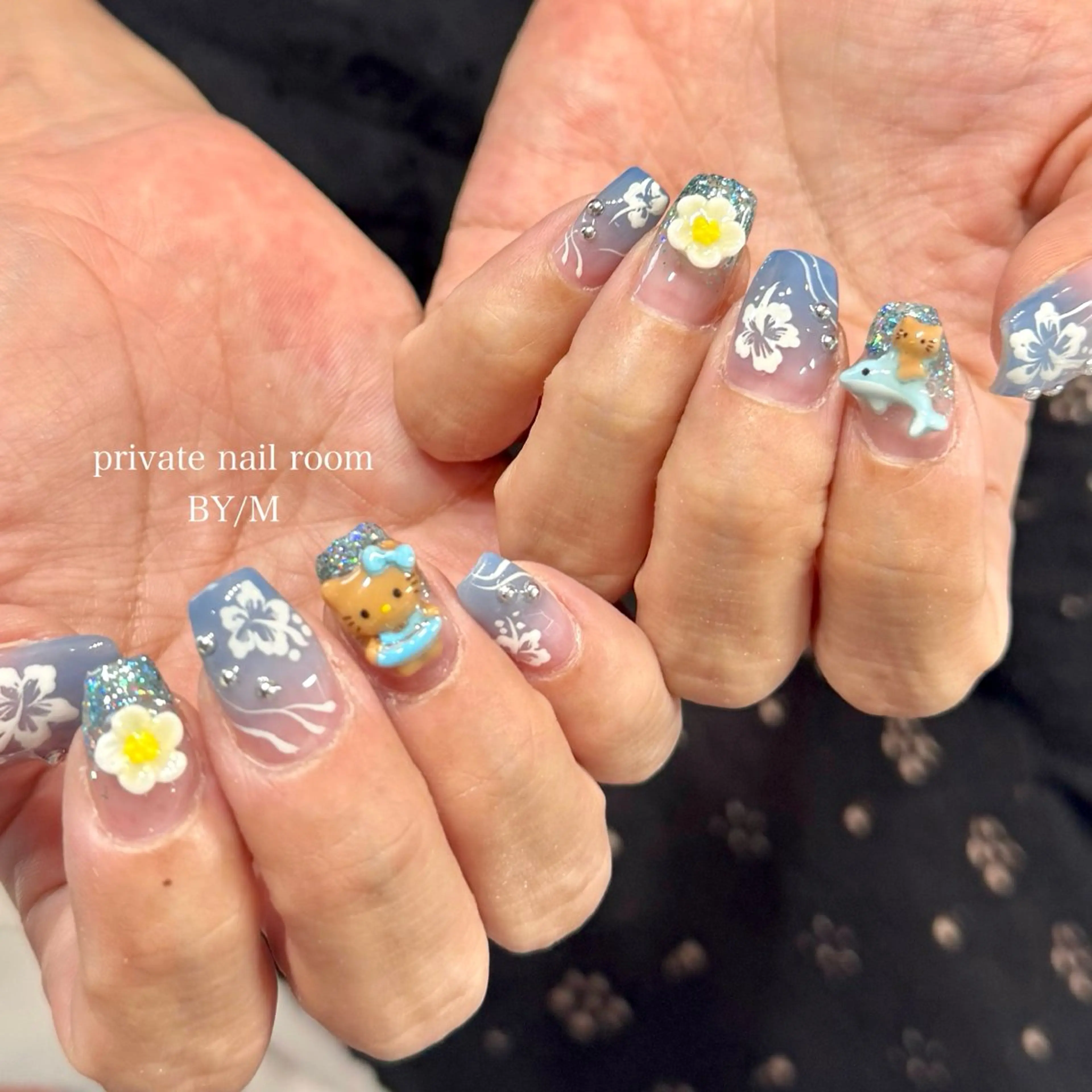ネイル ブルー 持ち込み ハンドネイル BY / Mのネイルデザイン