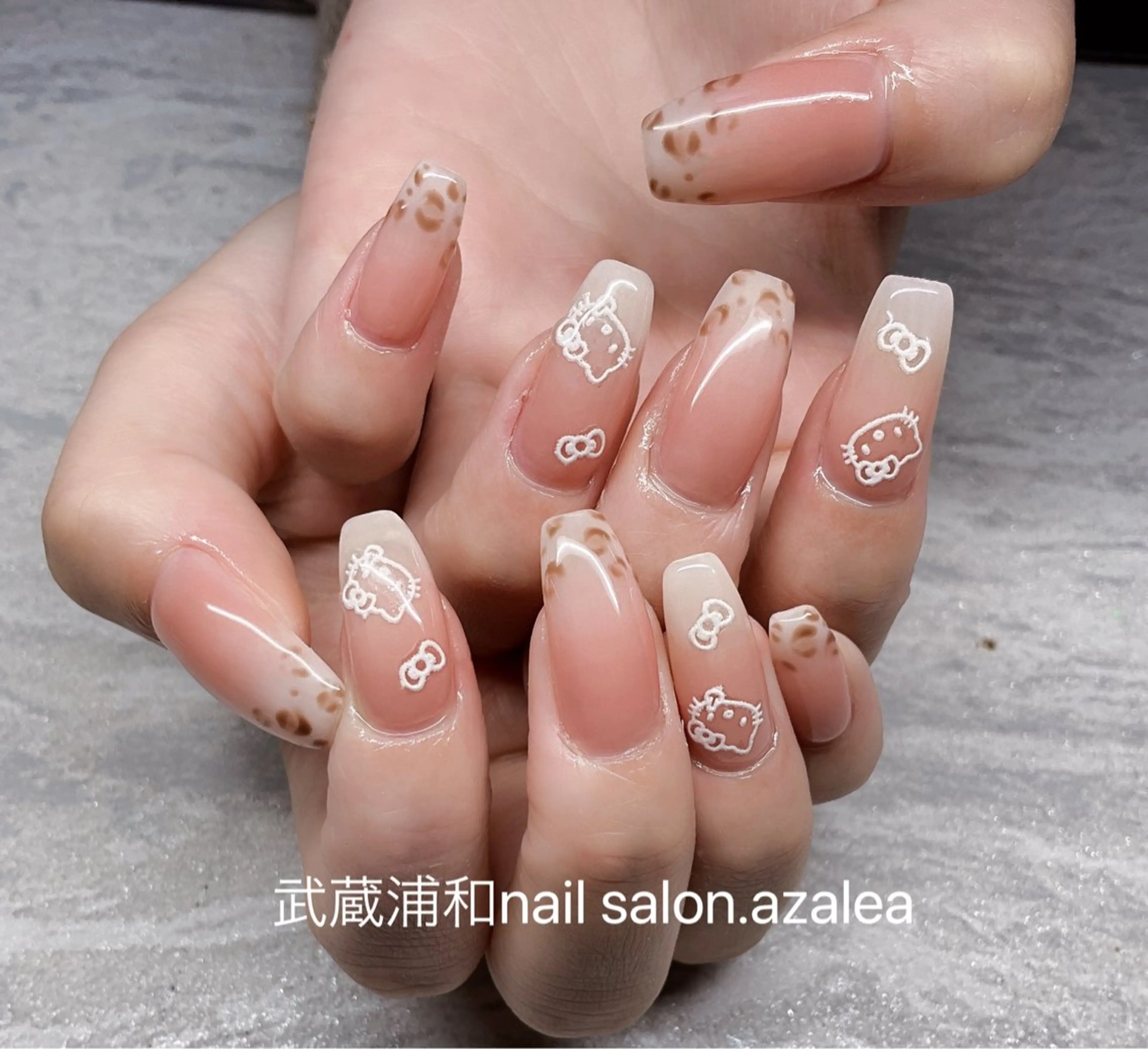 ネイル ハンドネイル R inのネイルデザイン