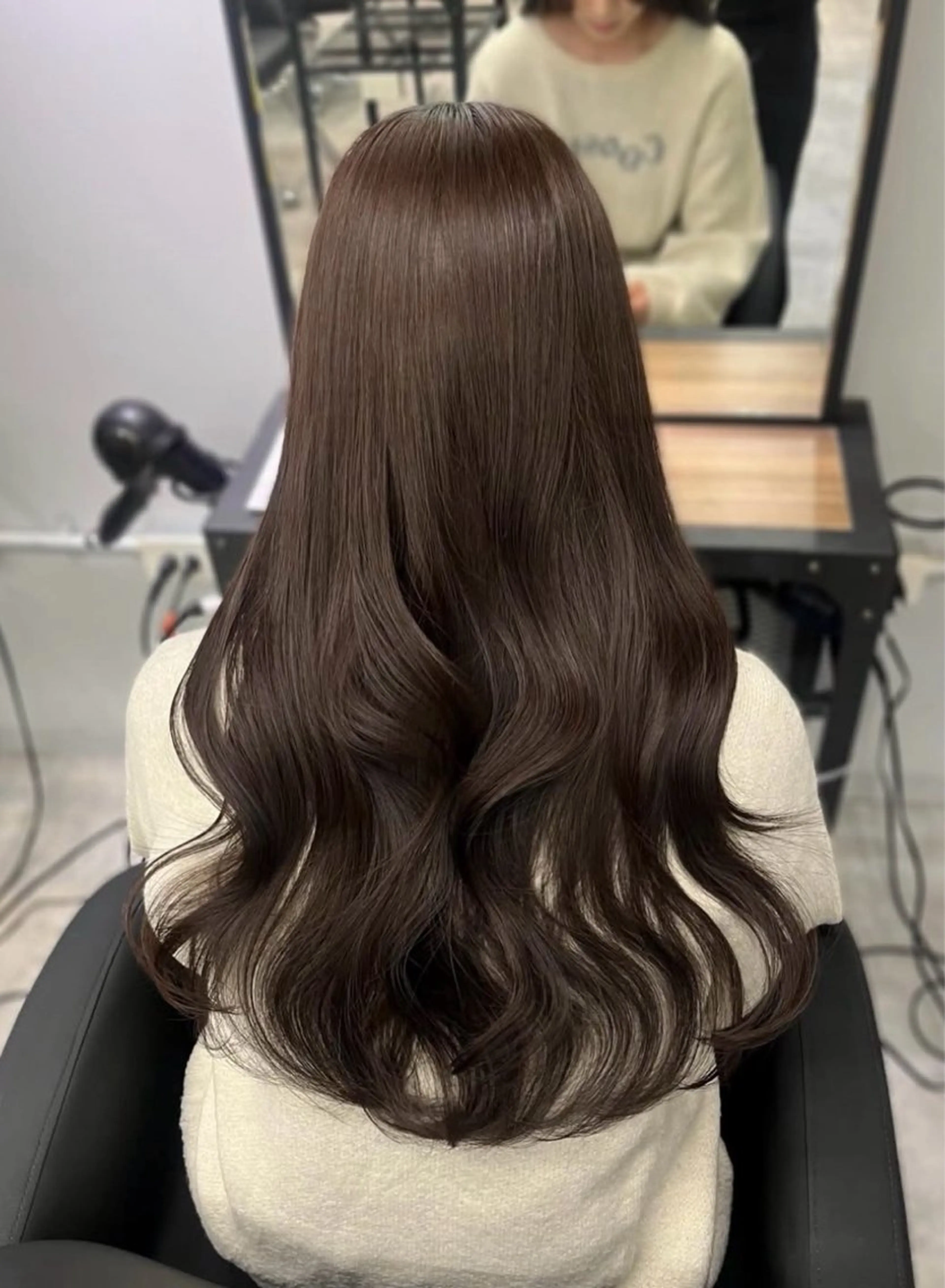 ロング ヘアカラー ミルクティー /asumi♡のヘアスタイル