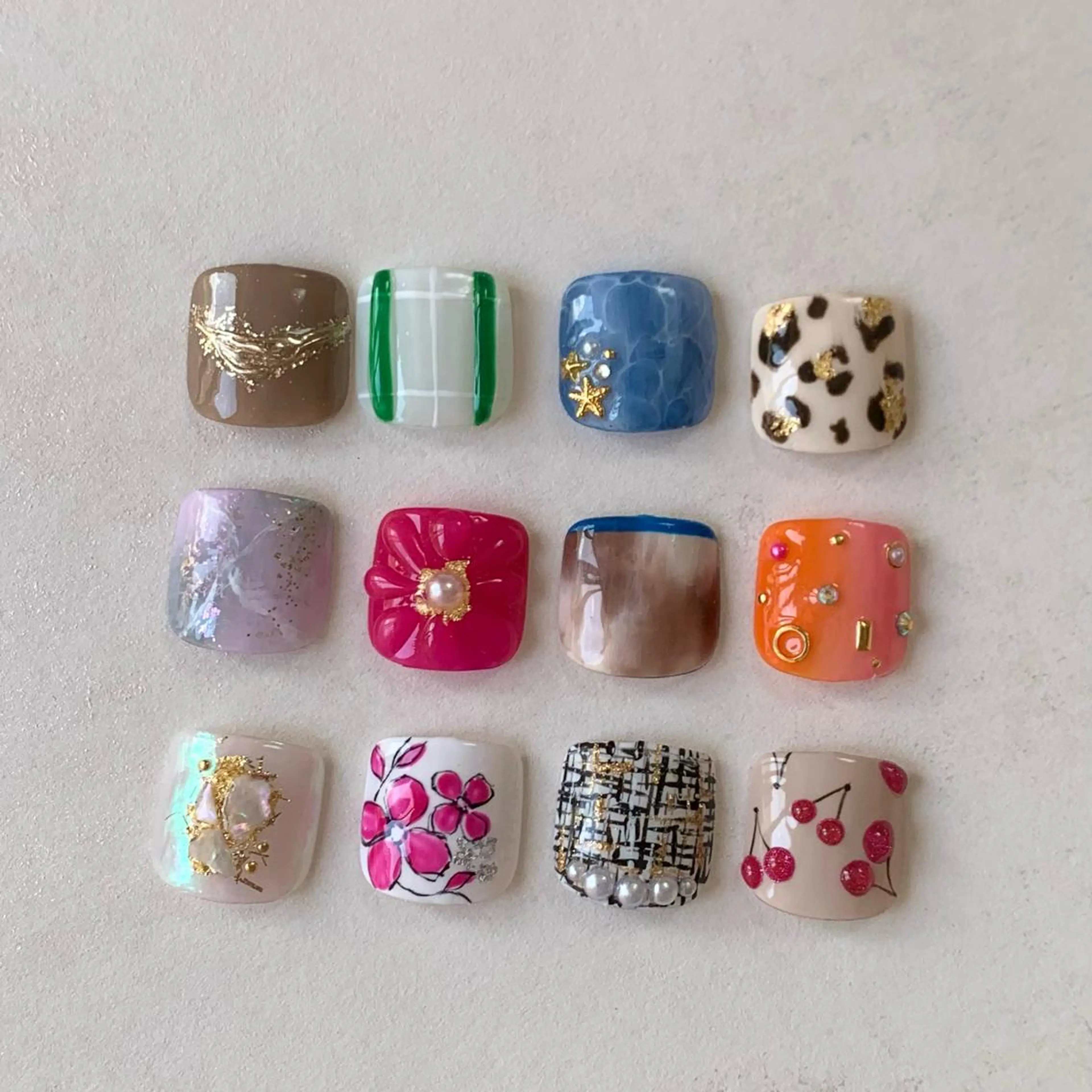 ネイル フットネイル フットネイル Nail doroomのネイルデザイン