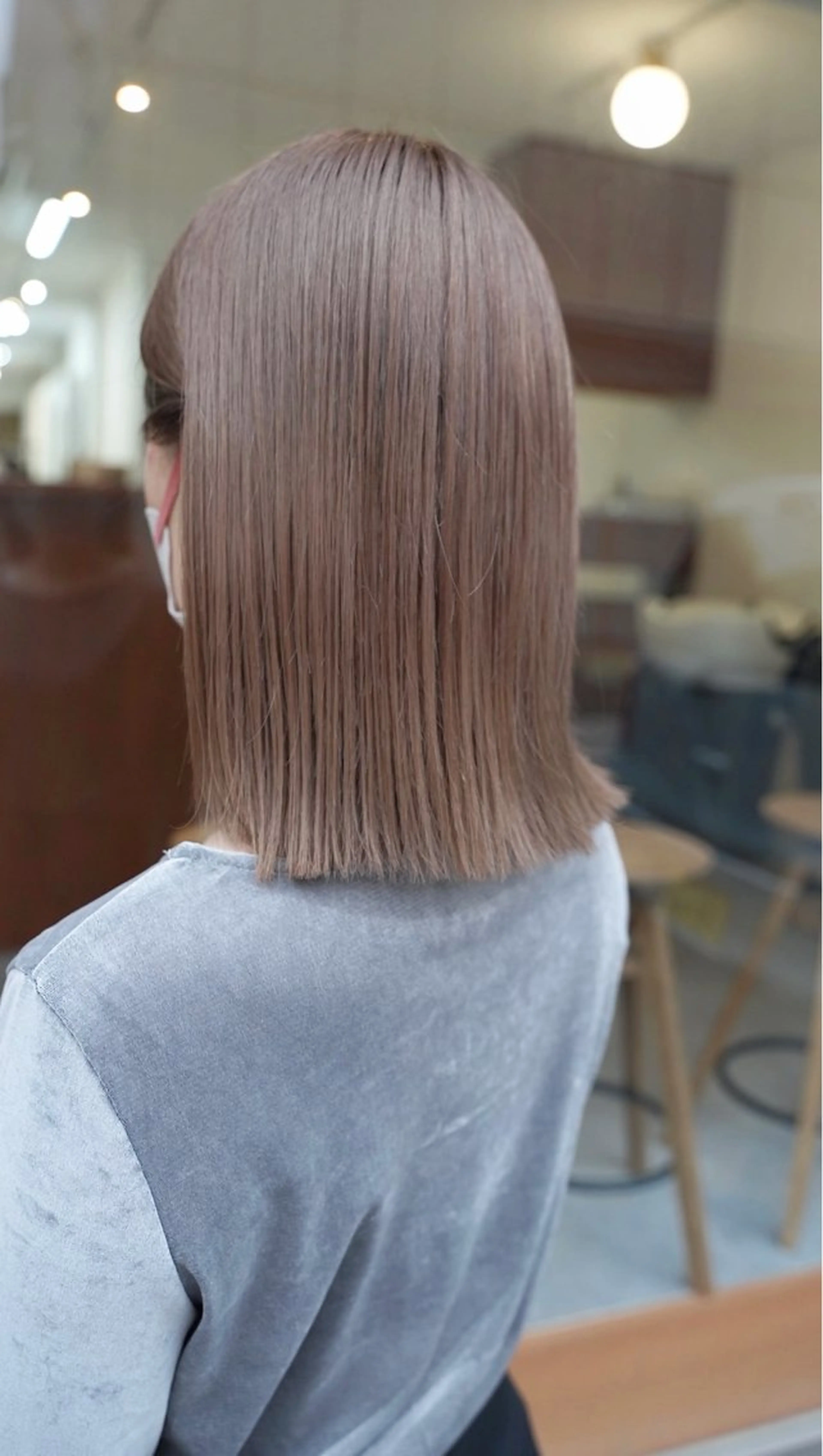 ミディアム ボブ/レイヤー/ ショートcovo代表のヘアスタイル