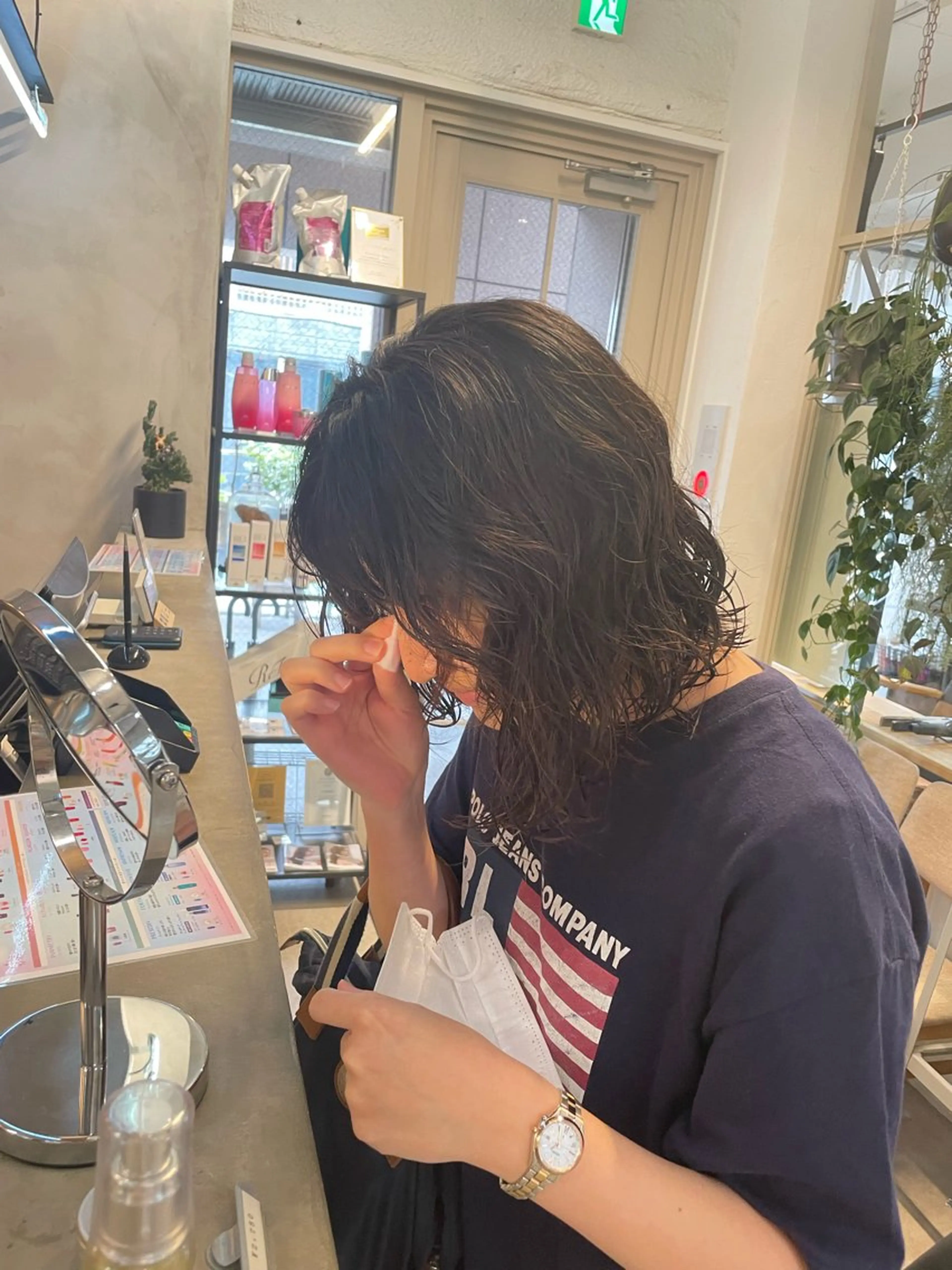 ミディアム パーマ ミルクティー× グレージュMOMOのヘアスタイル