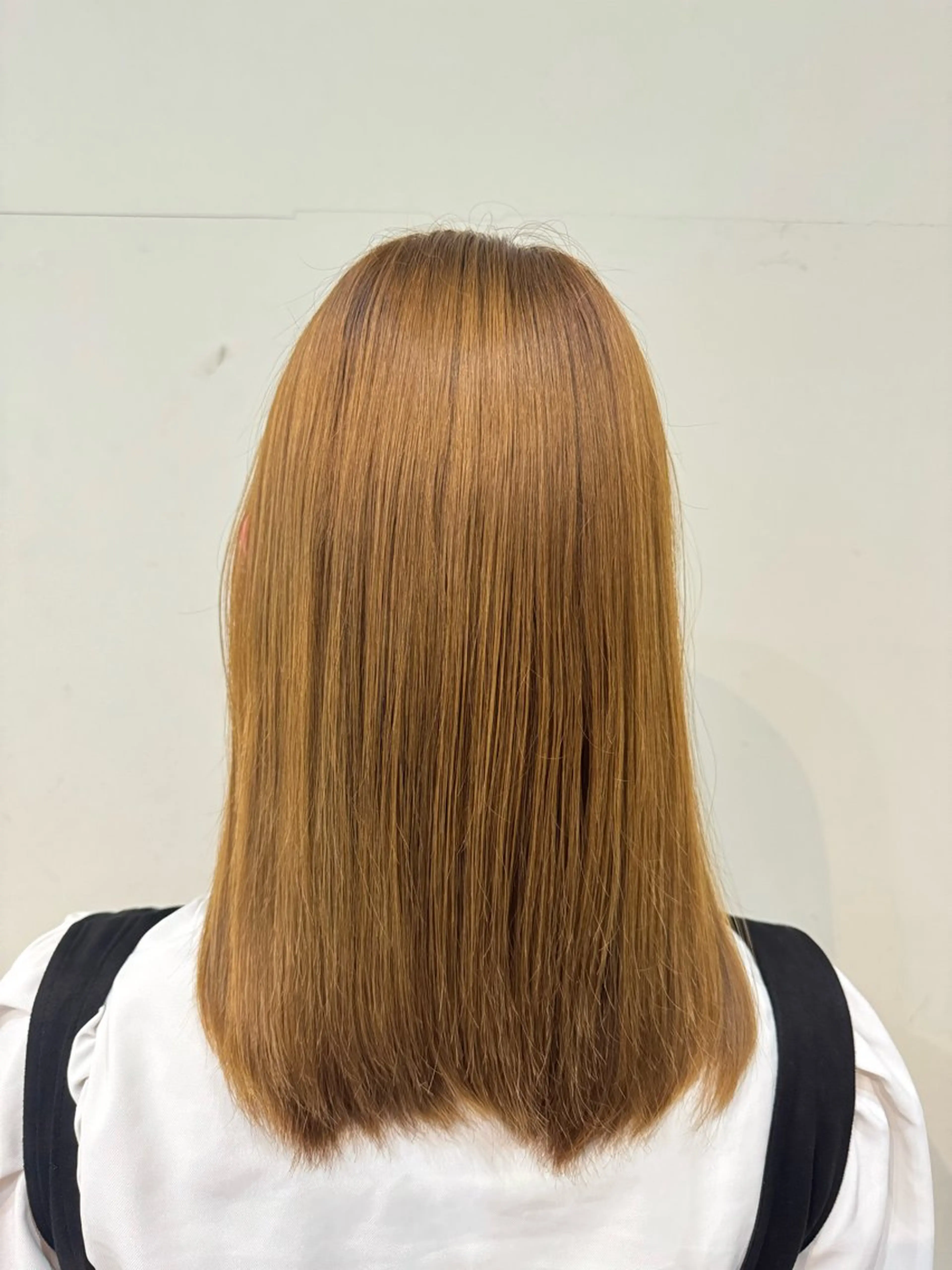 セミロング 縮毛矯正 ブリーチカラー/草薙 MARU🌼のヘアスタイル