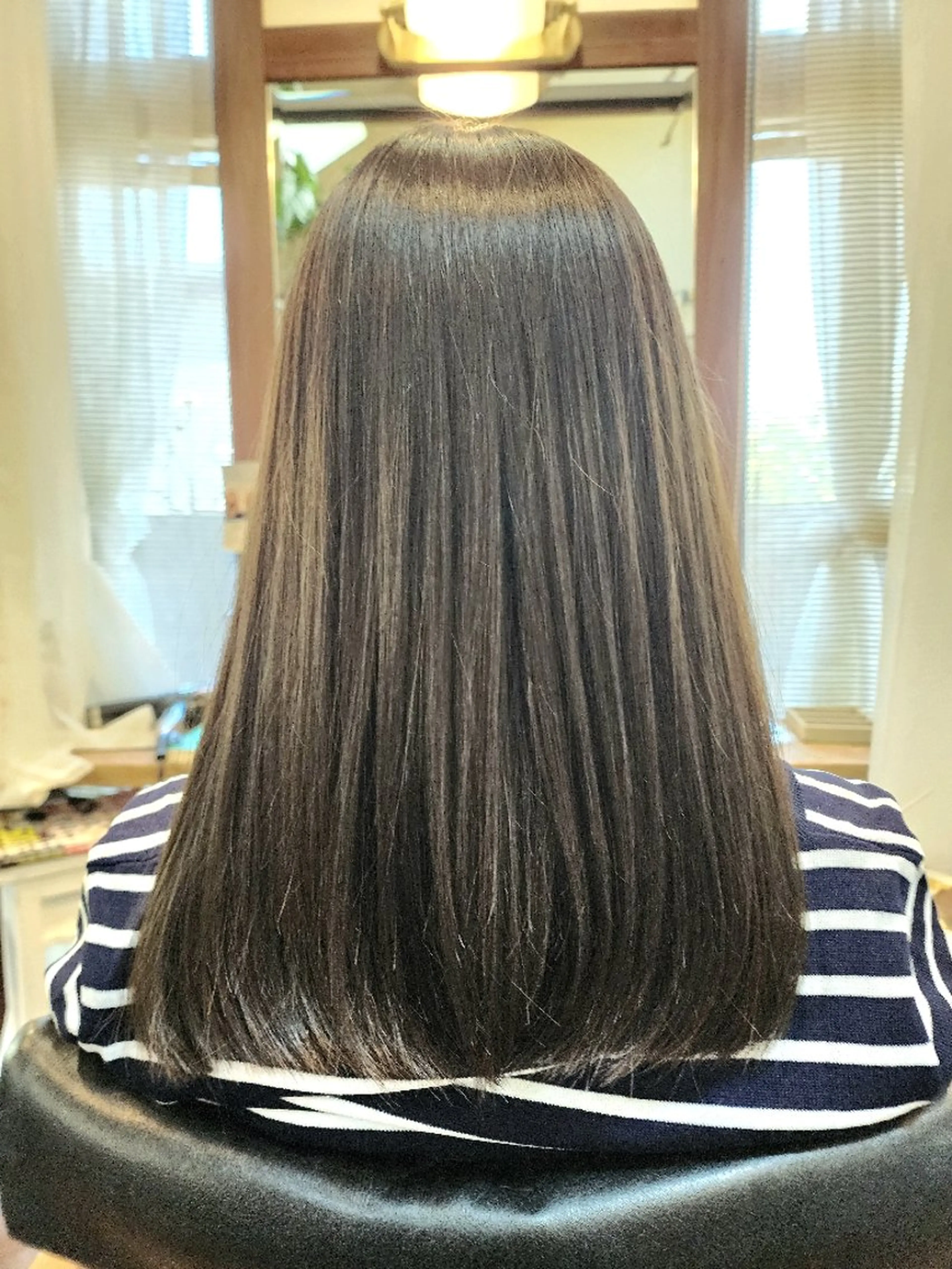 ロング カラー オリーブカラー カット 縮毛矯正 柏 康孝のヘアスタイル