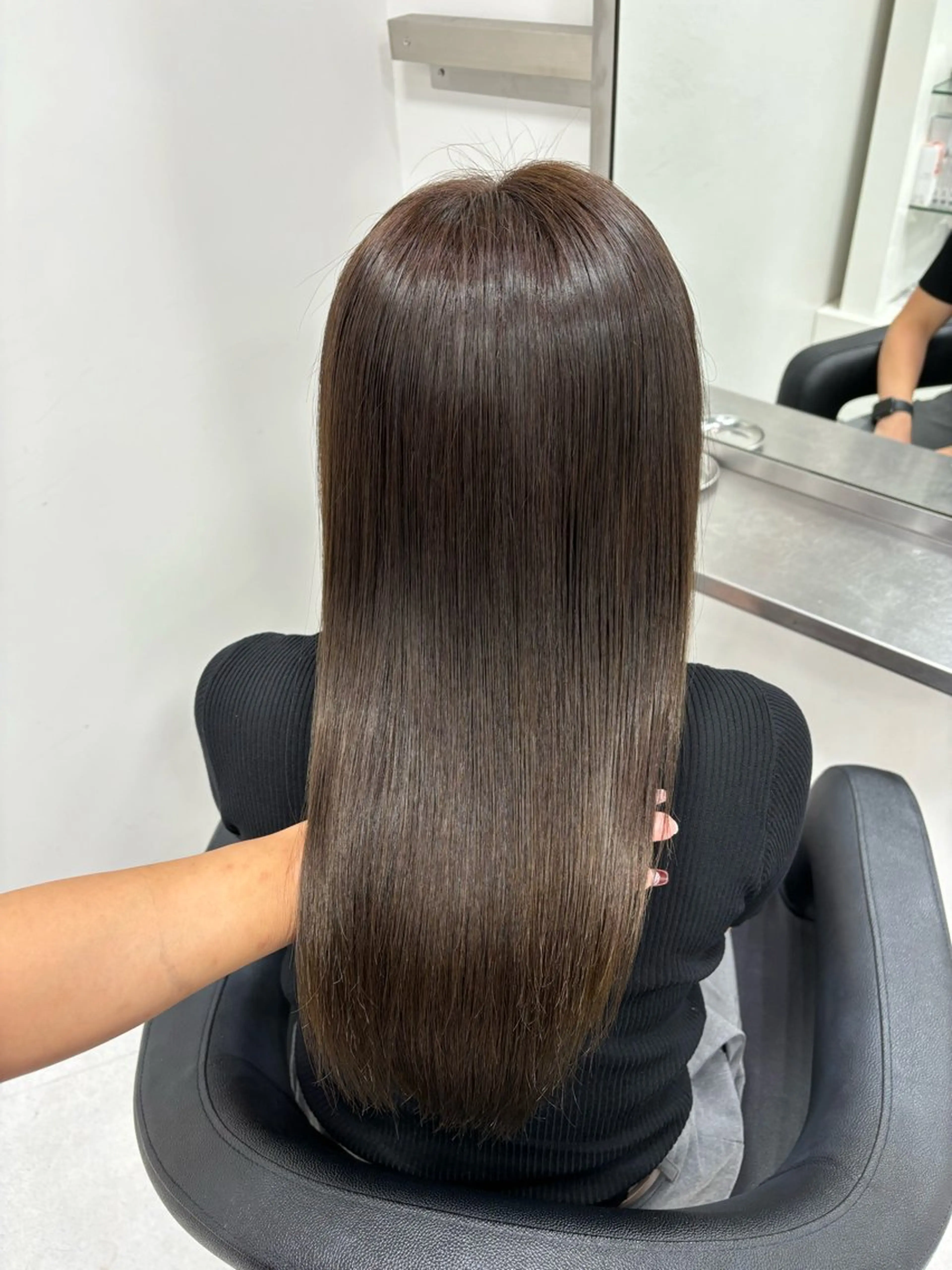 ロング カラー グレージュ オリーブグレージュ オリーブグレー カット ヘアカラー 韓国レイヤー/ 縮毛矯正🎀minaのヘアスタイル