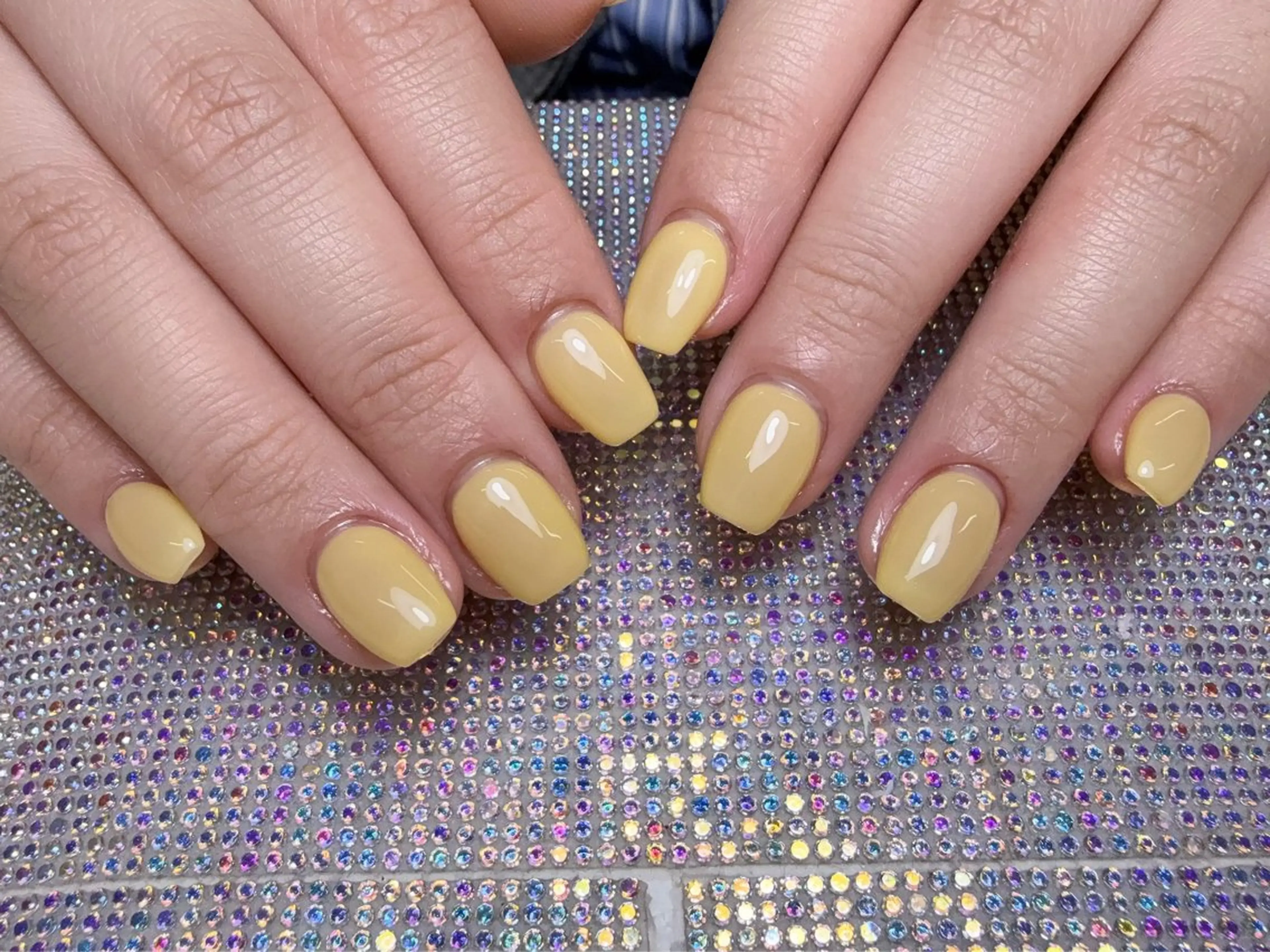 ネイル オーロラネイル チークネイル 長さ出し フットネイル フレンチネイル ハンドネイル Yu  Ki ネイルのネイルデザイン