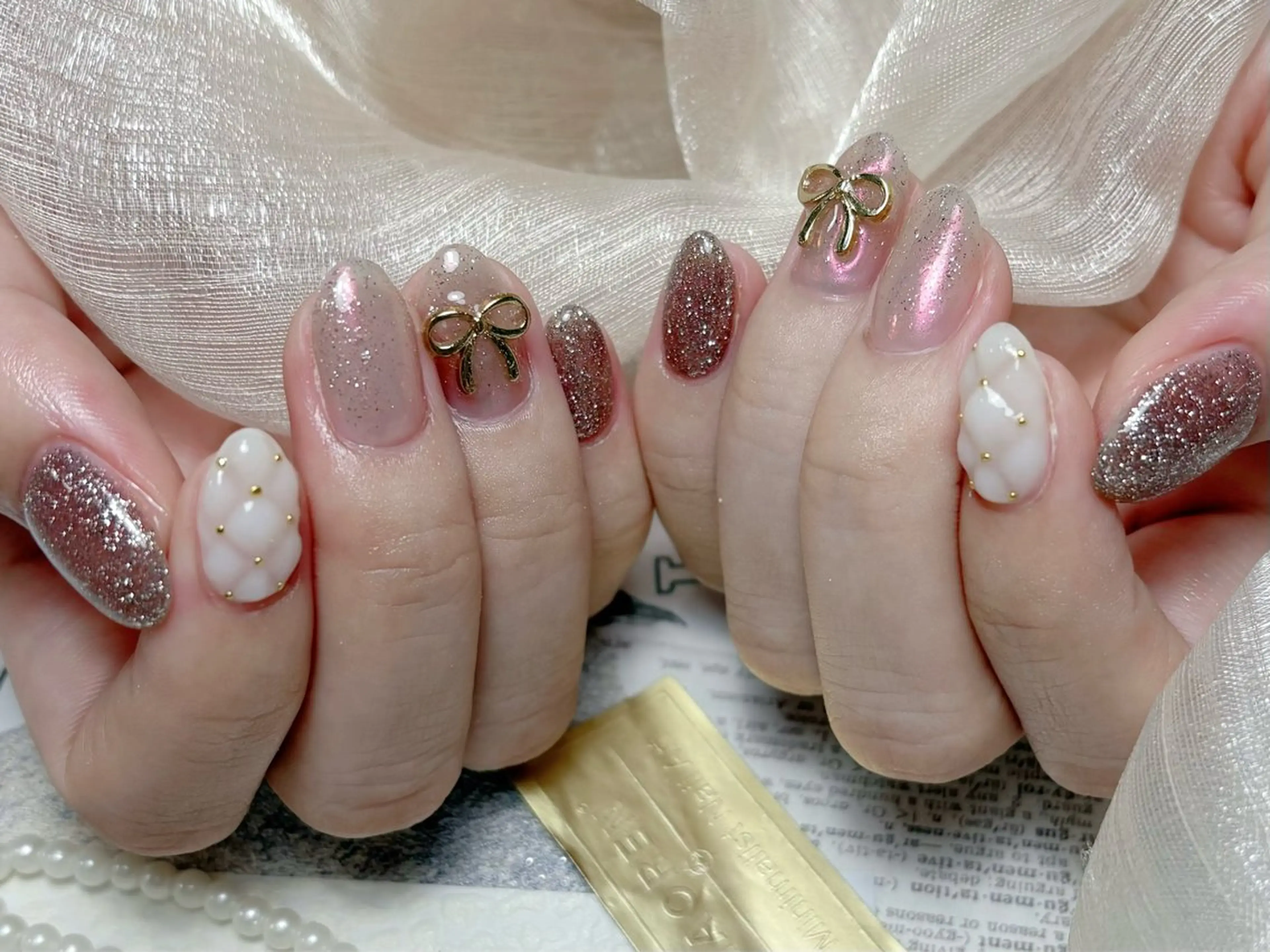 ネイル オーロラネイル チークネイル フレンチネイル ジェルネイル ガラスフレンチ Nail Jolieのネイルデザイン