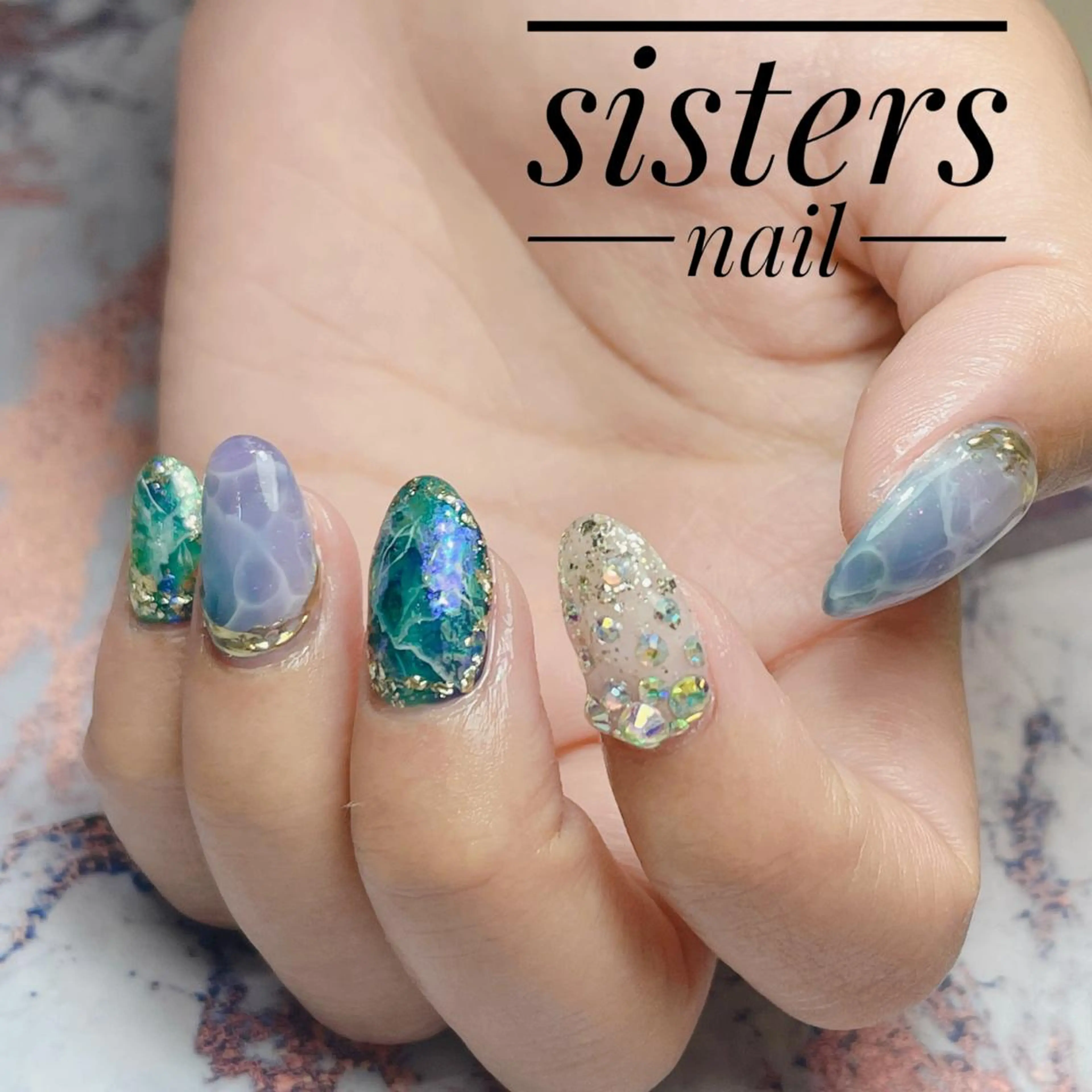 ネイル アートネイル キラキラネイル ニュアンスネイル 夏ネイル sisters nail.fのネイルデザイン
