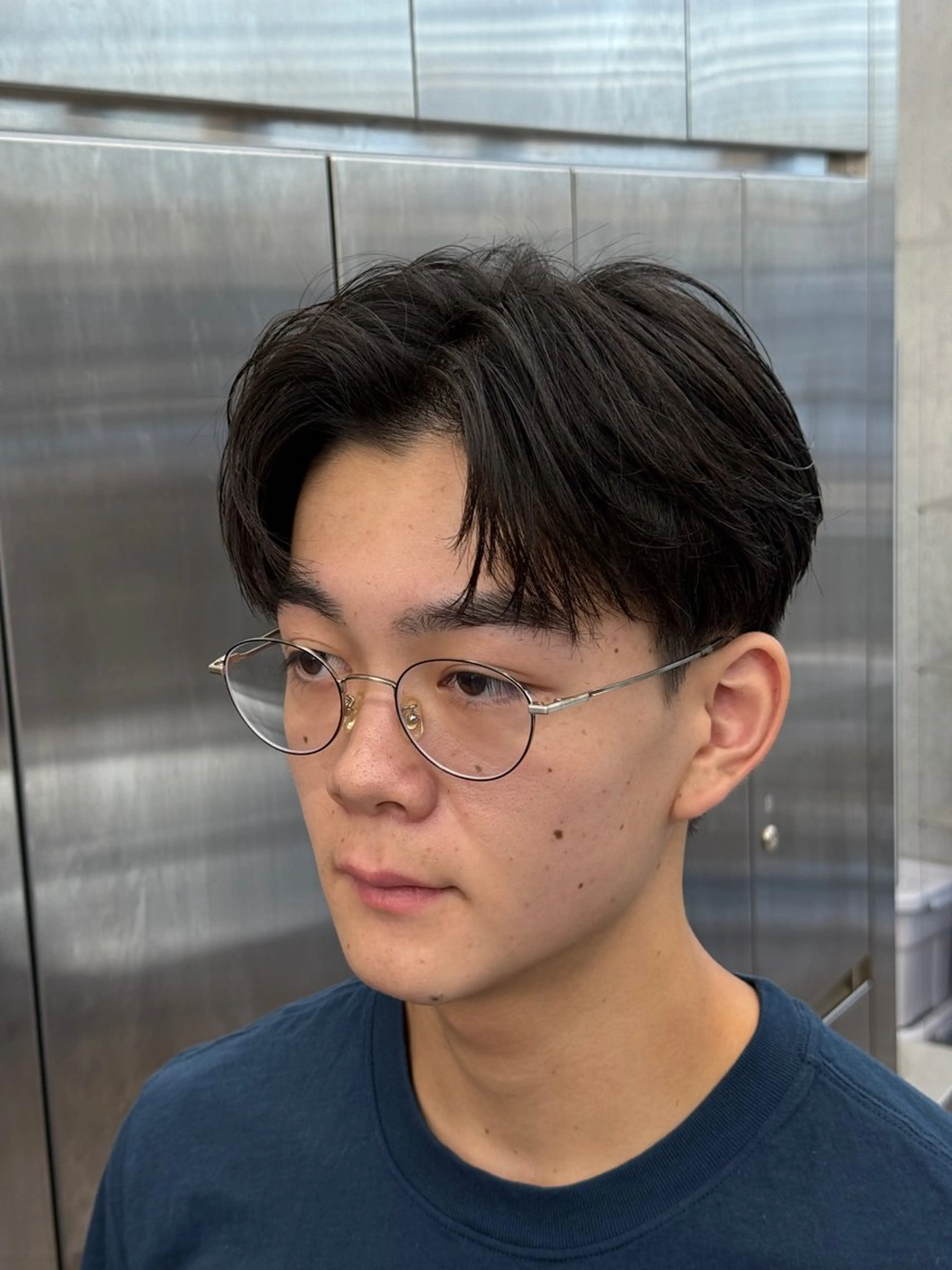 メンズ マッシュパーマ fifth岡村優作のヘアスタイル