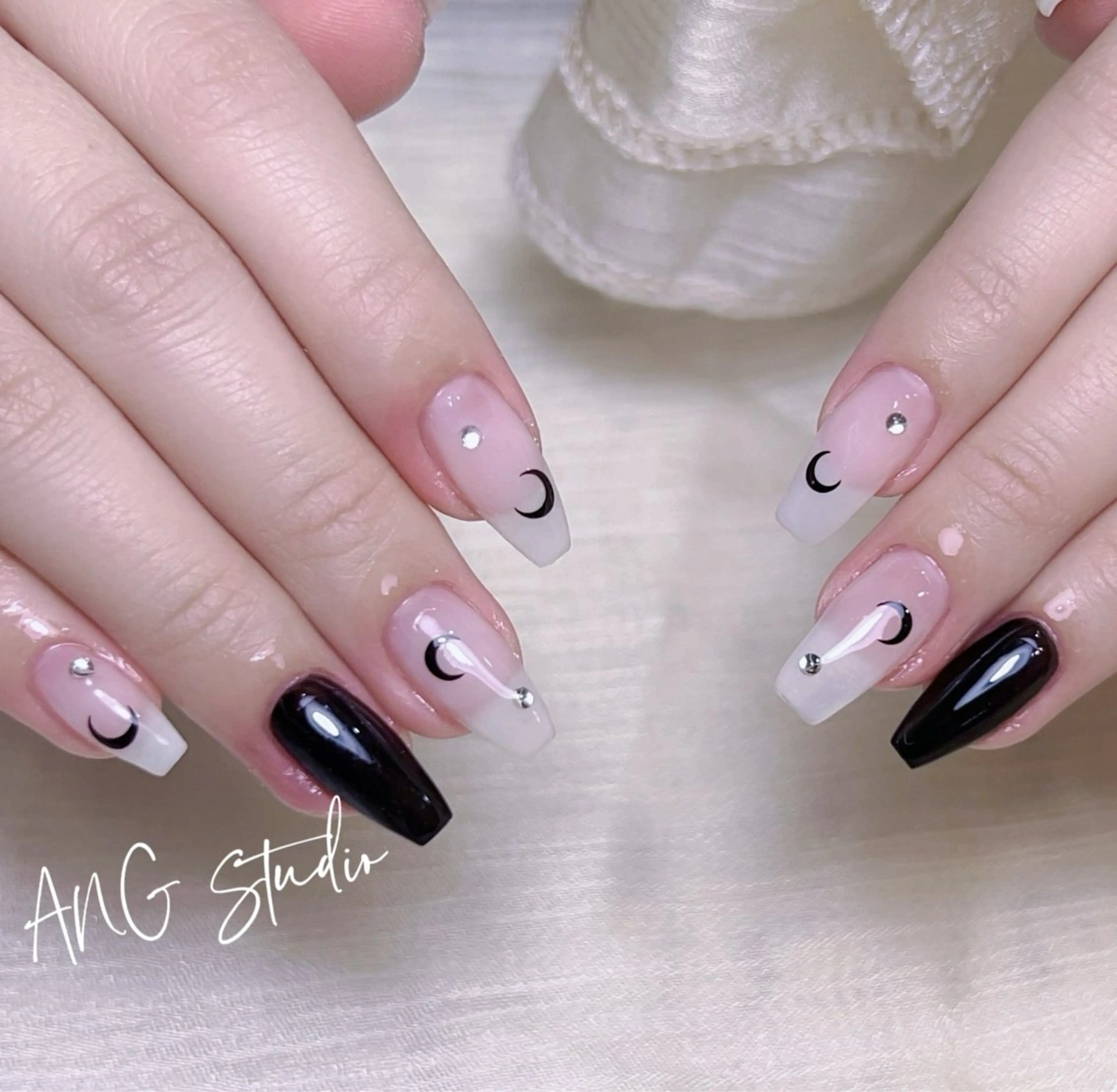 ネイル ハンドネイル ハンドケア ANG Studioのネイルデザイン
