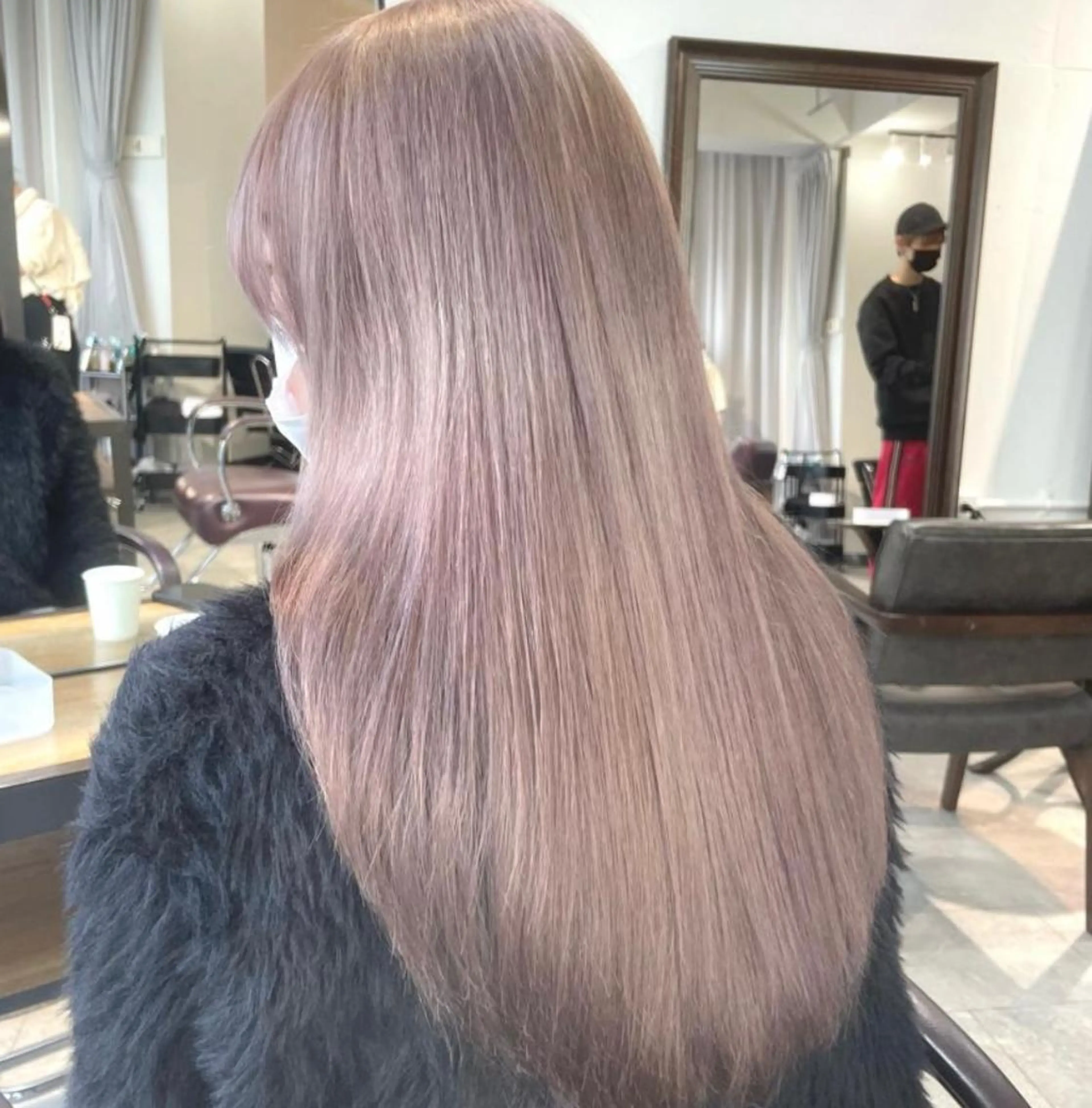 ミディアム カラー ヘアアレンジ ヘアカラー 🌹TikTok４万 ﾌｫﾛﾜｰ🌹AKIのヘアスタイル