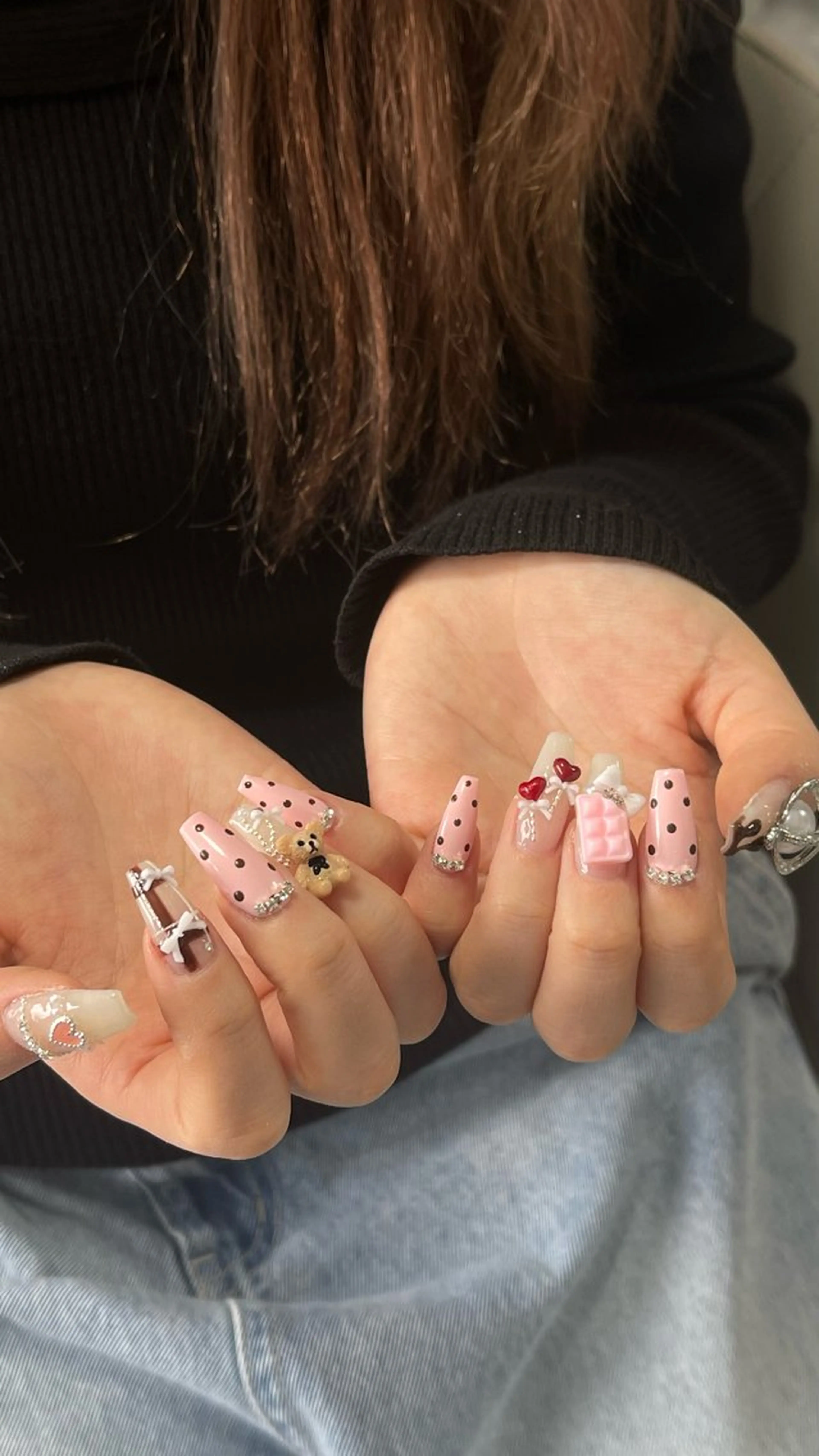 ネイル アートネイル ジェルネイル グラデーション キラキラネイル ニュアンスネイル Kitty Nailのネイルデザイン