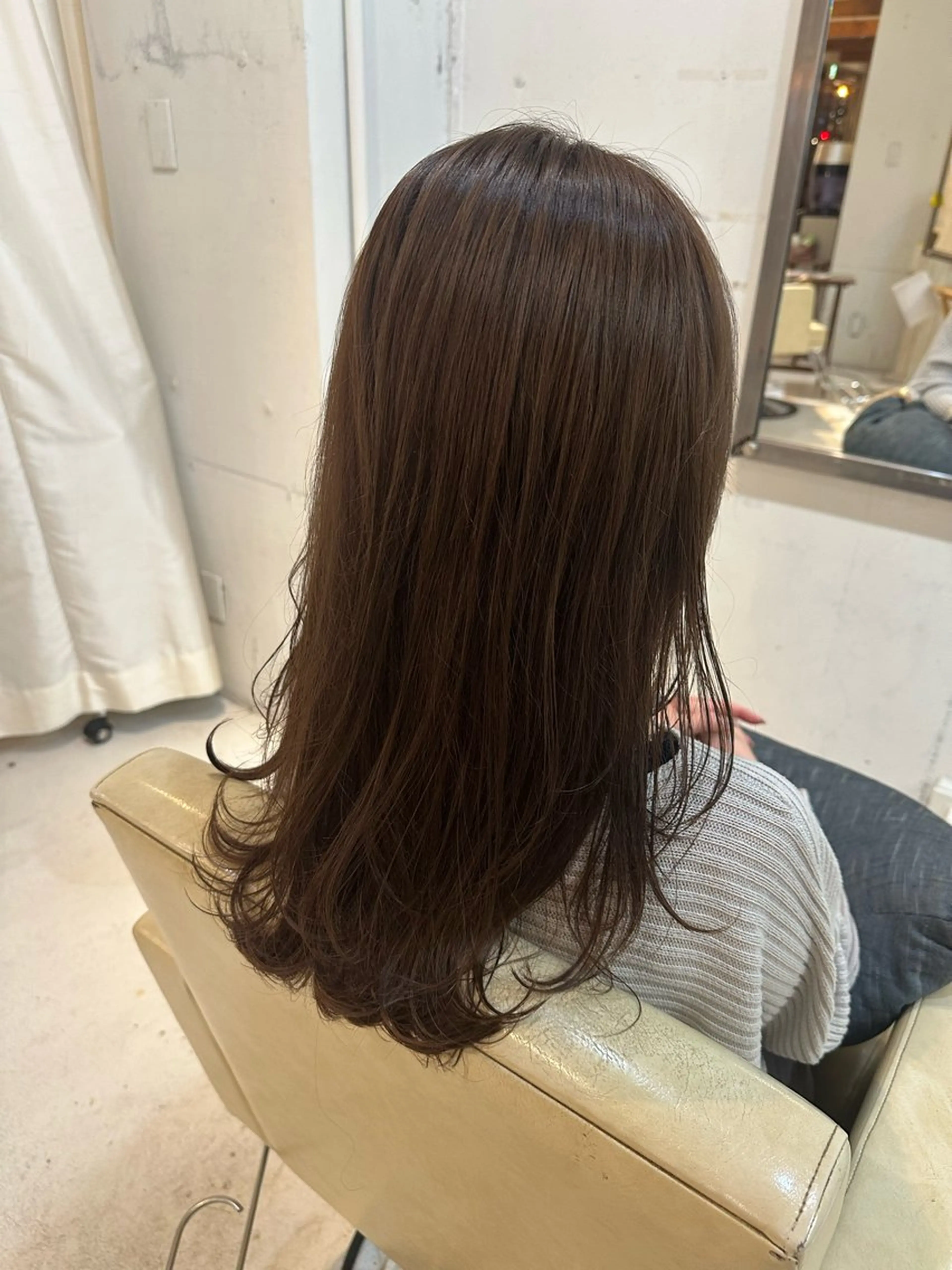 ロング レイヤーカット カット 門手 菜々子のヘアスタイル