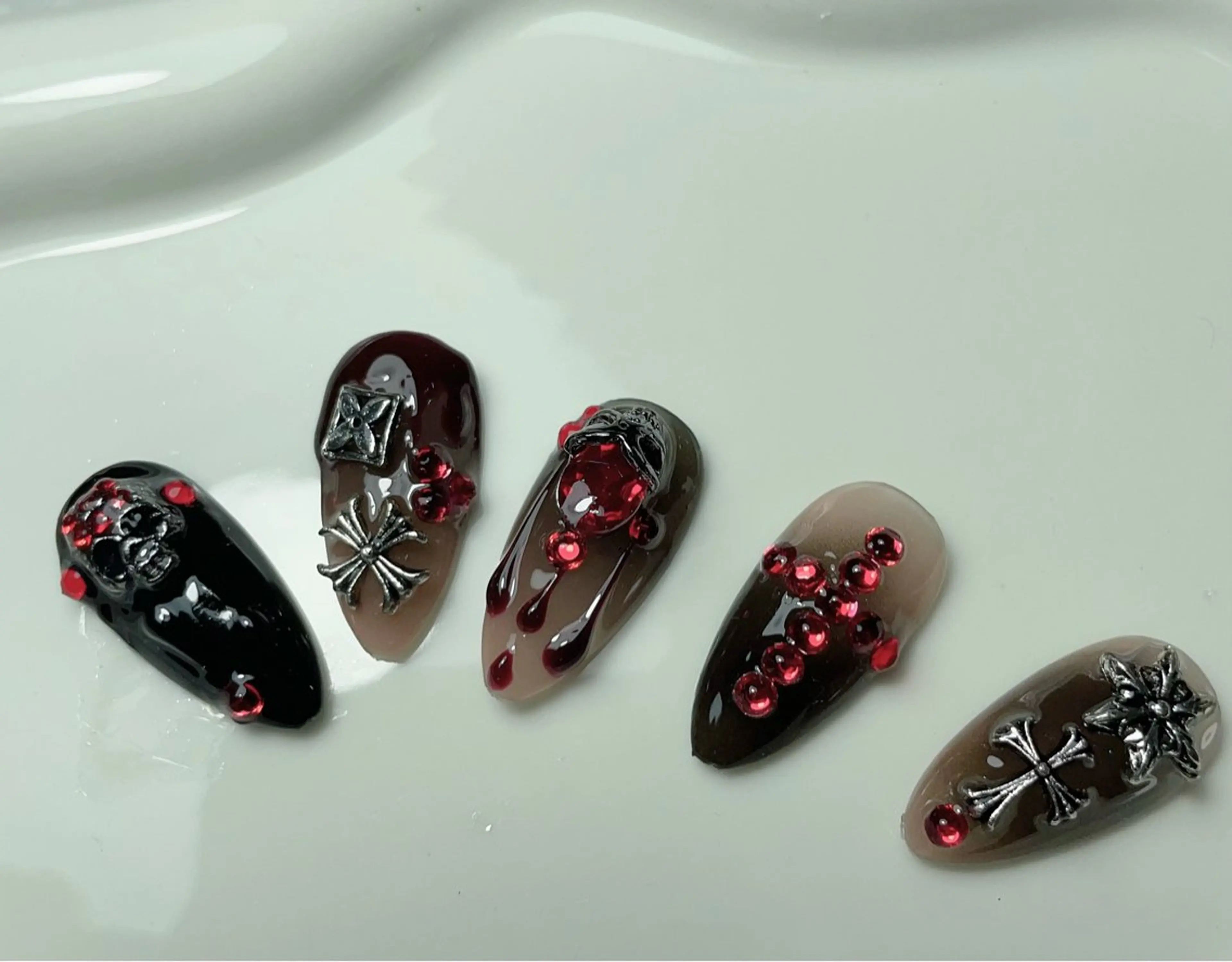 ネイル ハンドネイル リナネイルサロン 松戸八柱所属・リナ ネイルサロンのネイルデザイン