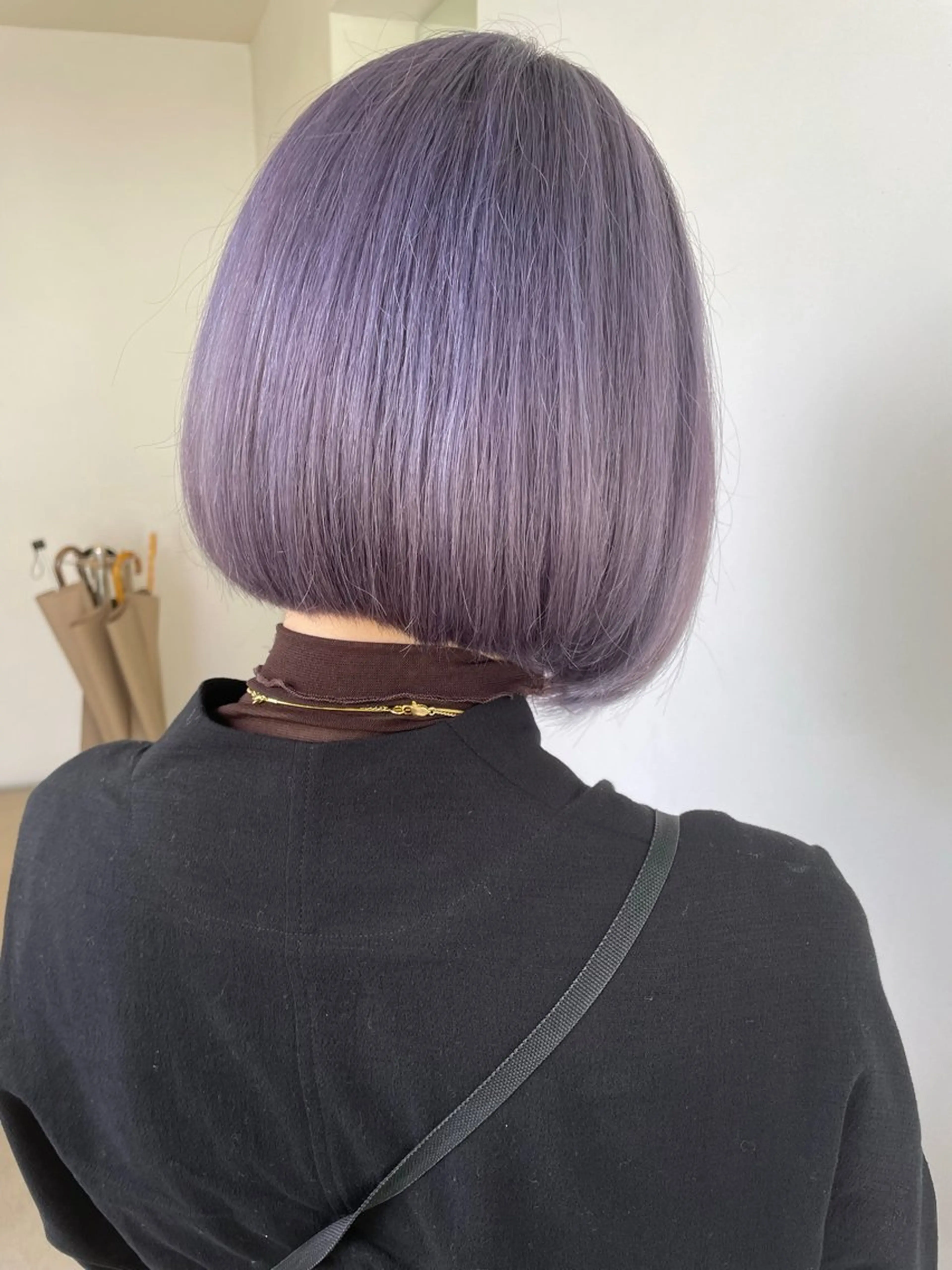 ショート カラー 本間 良のヘアスタイル