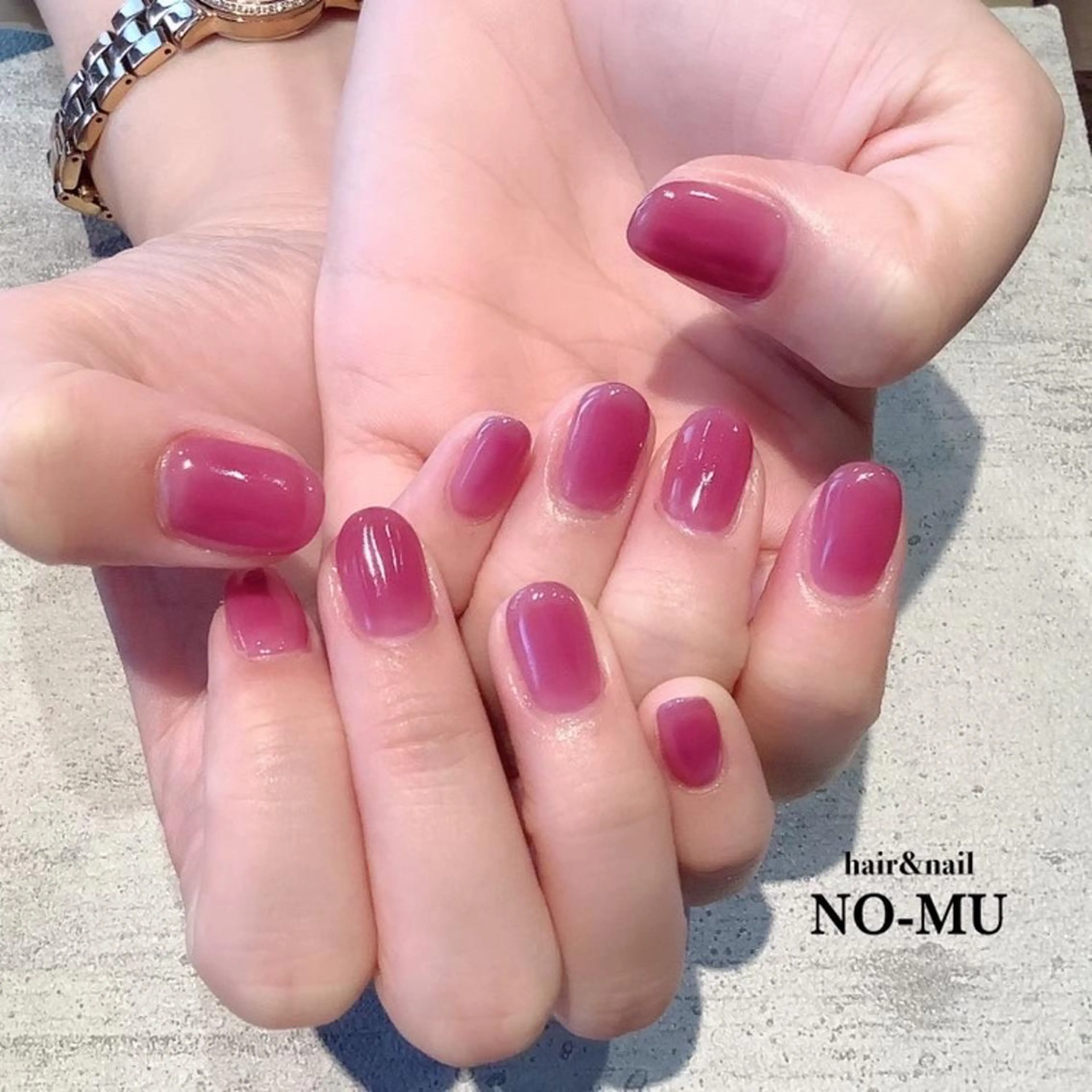 初回ジェルオフ無料☆ハンドジェルワンカラー／グラデーション／ラメの写真