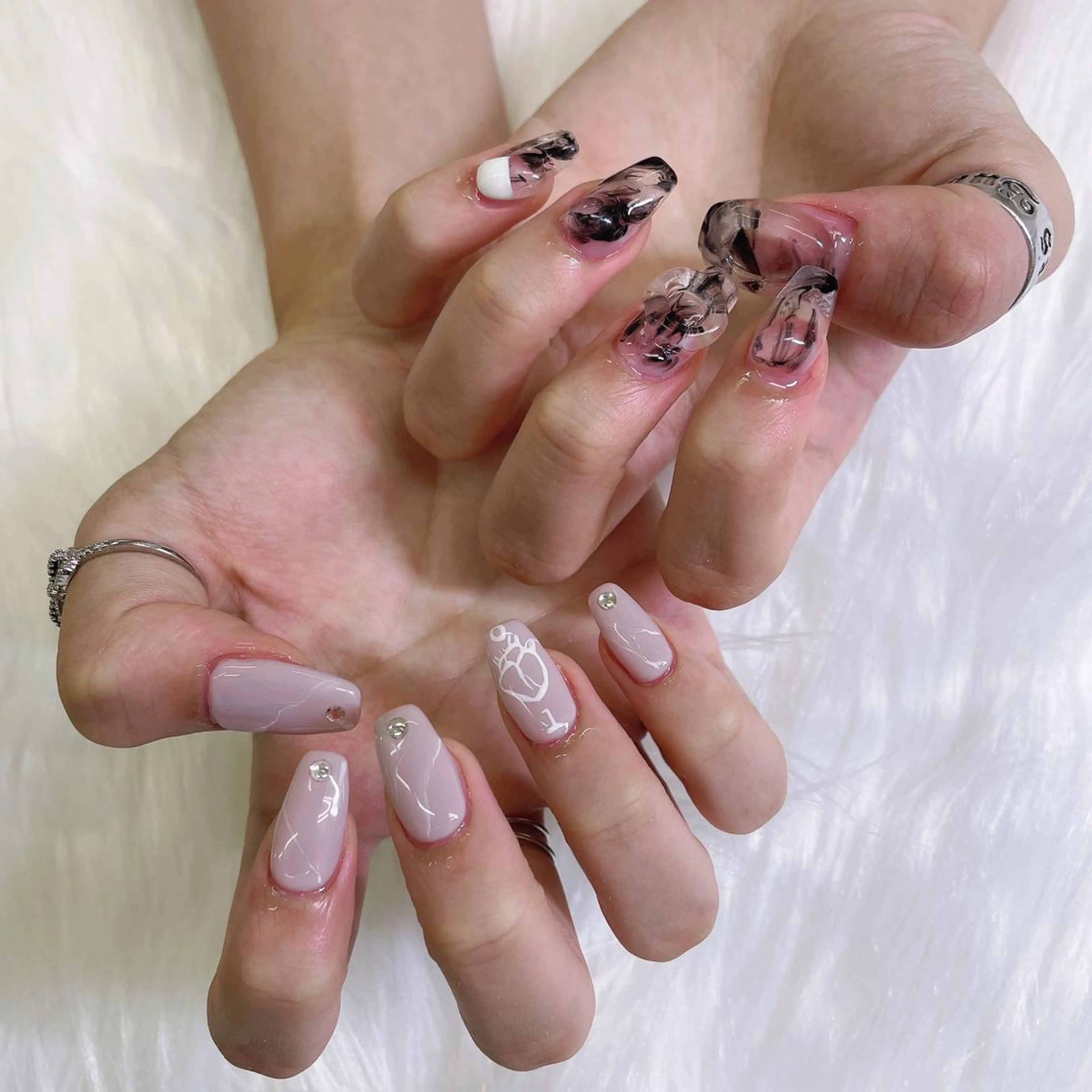 ネイル 💅ネイルサロン ブラン🌈かすみのネイルデザイン