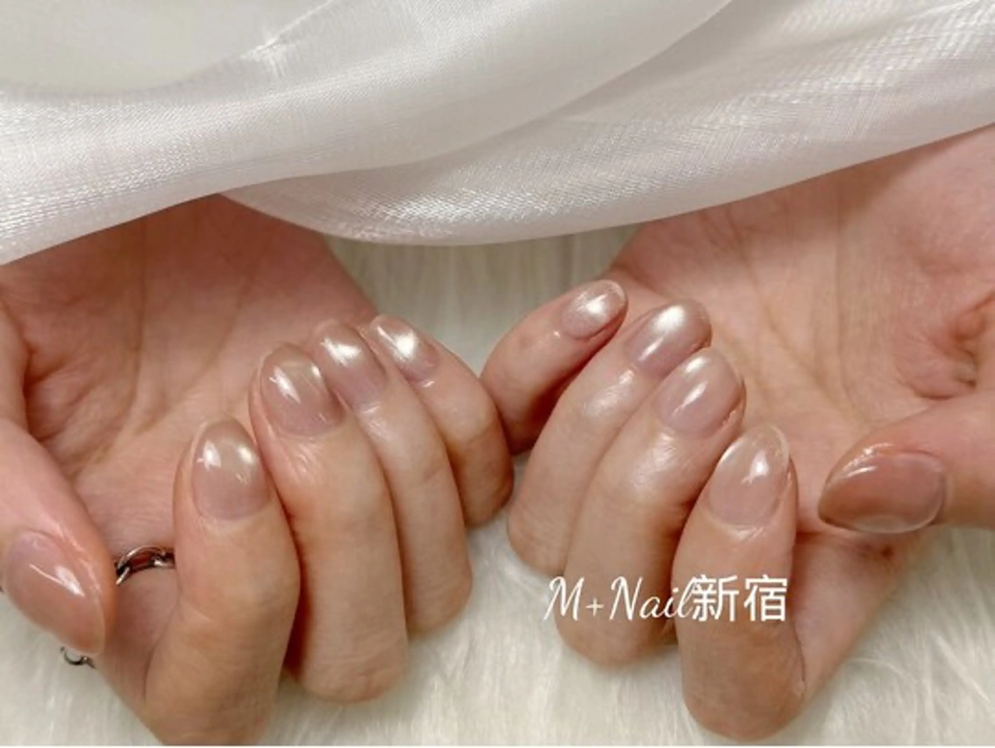 ショート ハンドネイル M+Nail 新宿のネイルデザイン