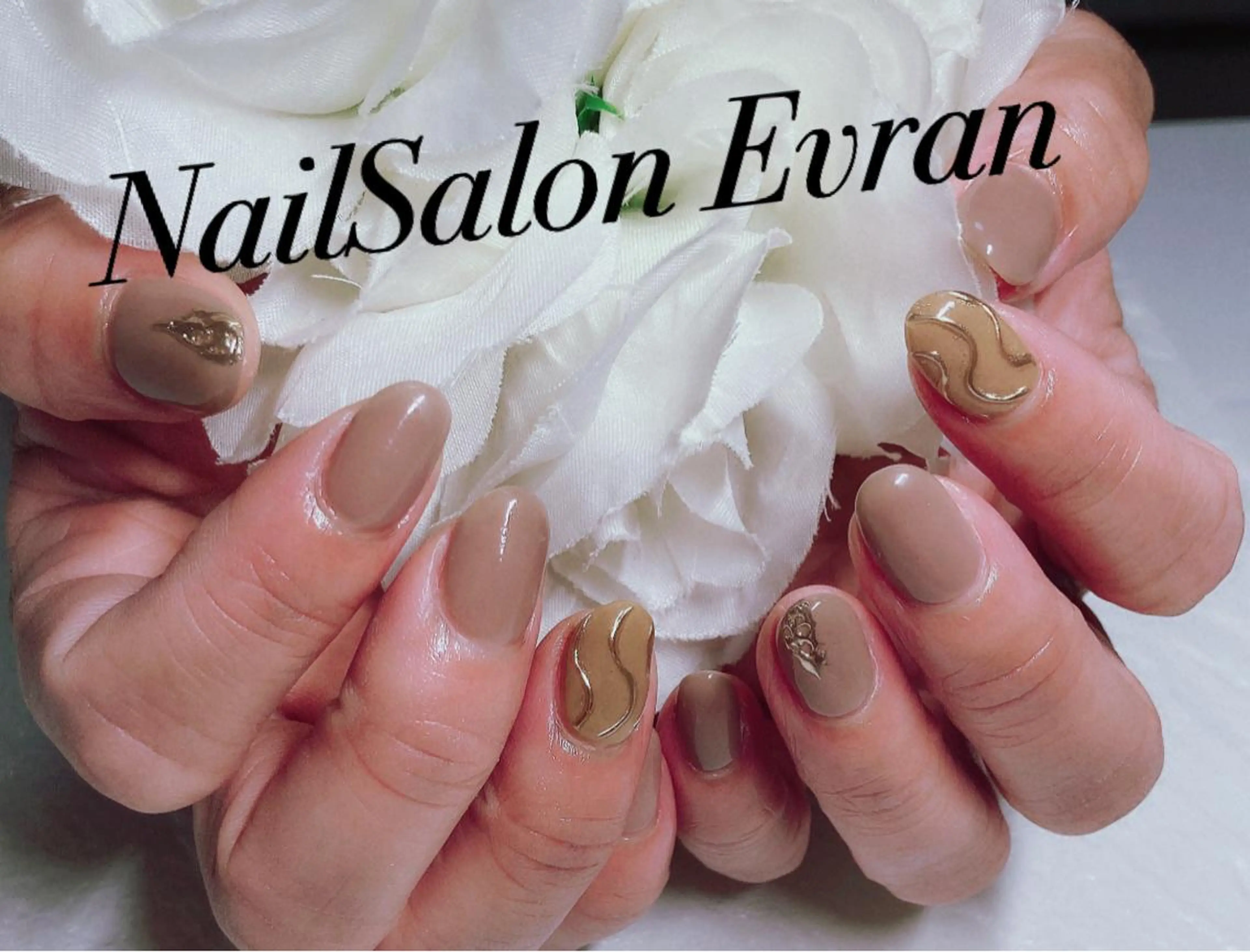 ネイル ニュアンスネイル ハンドネイル Nail salon Evranのネイルデザイン
