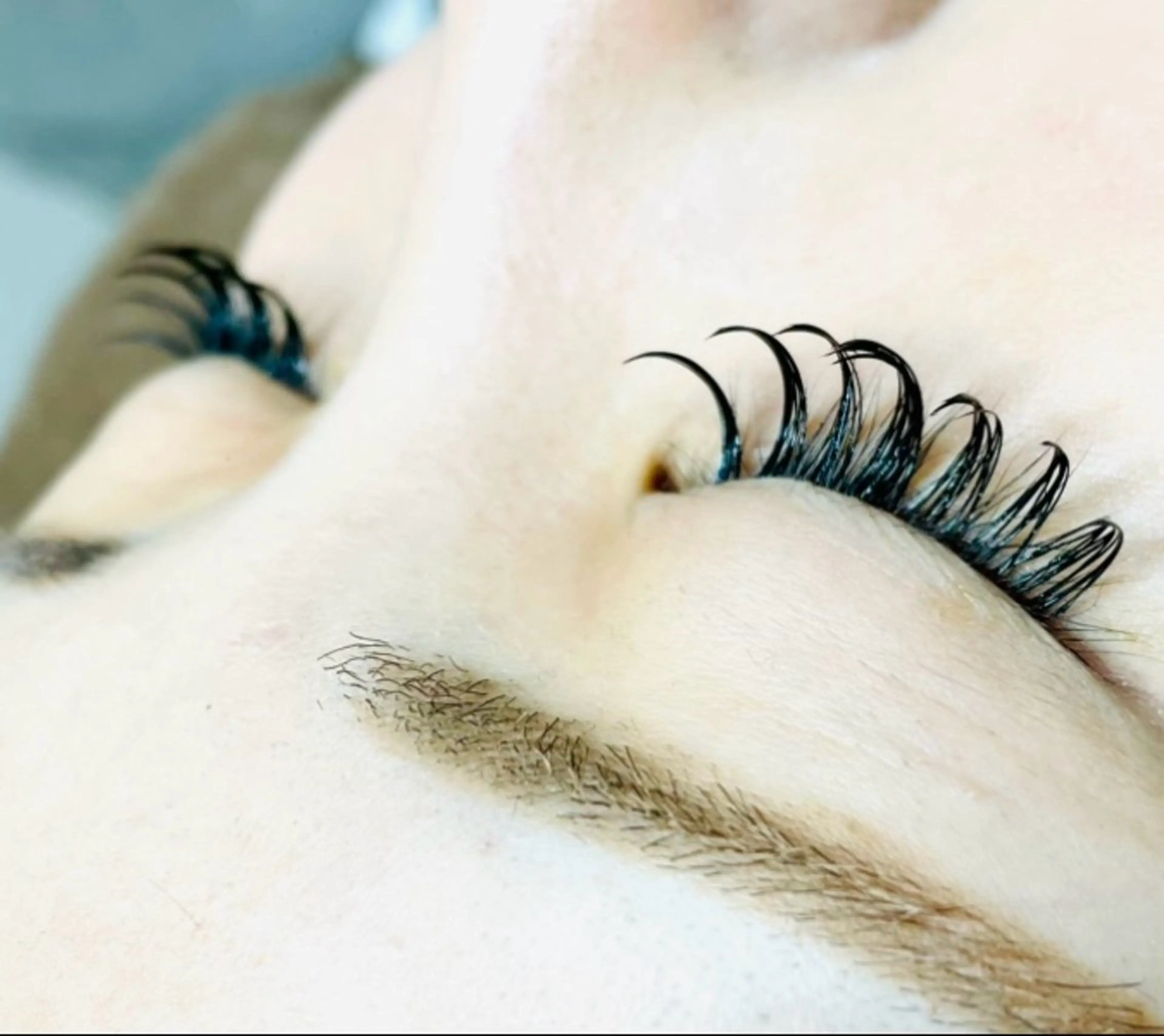 マツエク・マツパ 束感まつ毛 フラットラッシュ マツエク クラージュ所属・COURAGE ゆうのマツエク・マツパデザイン