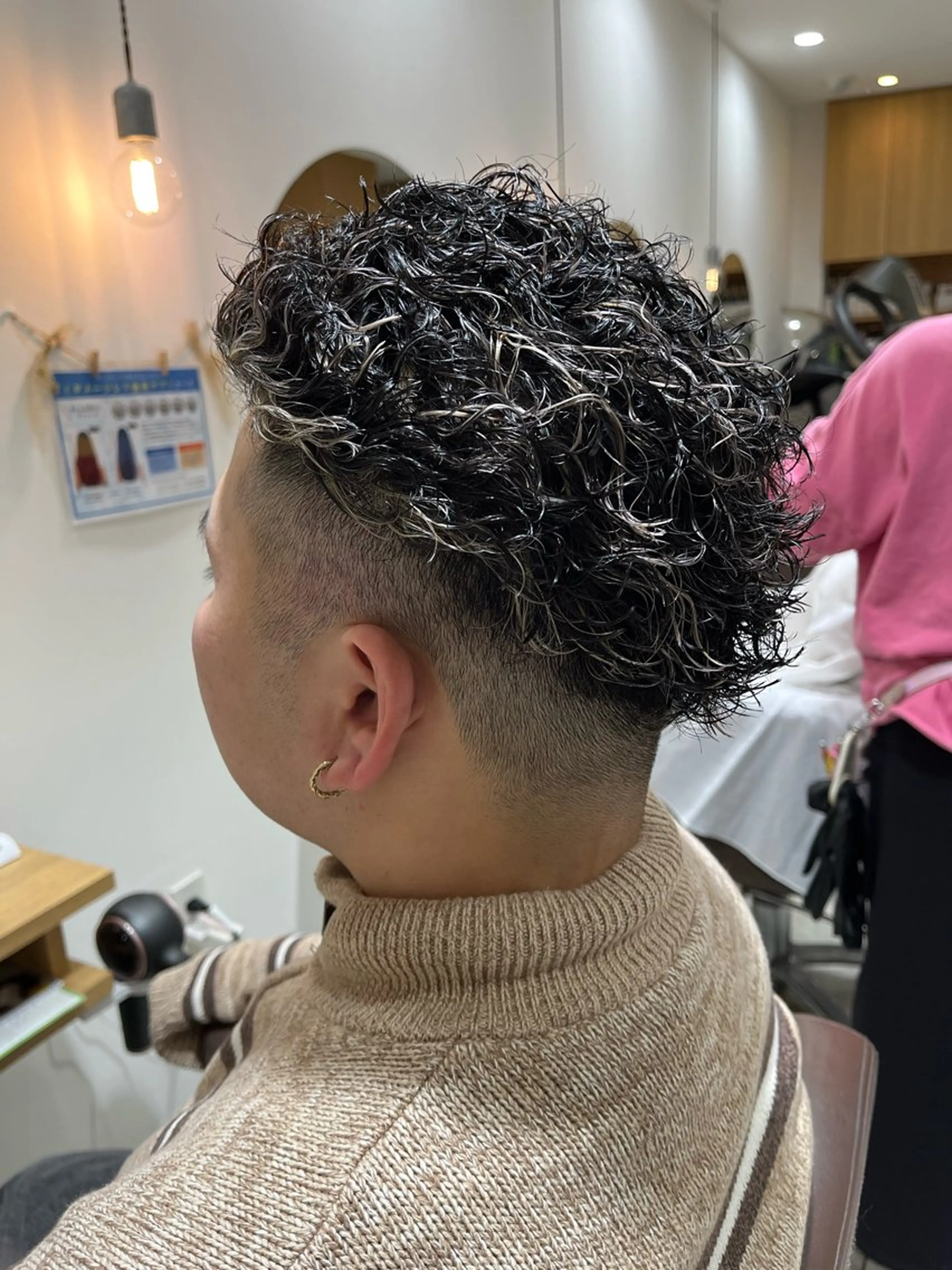 パーマ メンズ 飛田 悠佑のヘアスタイル