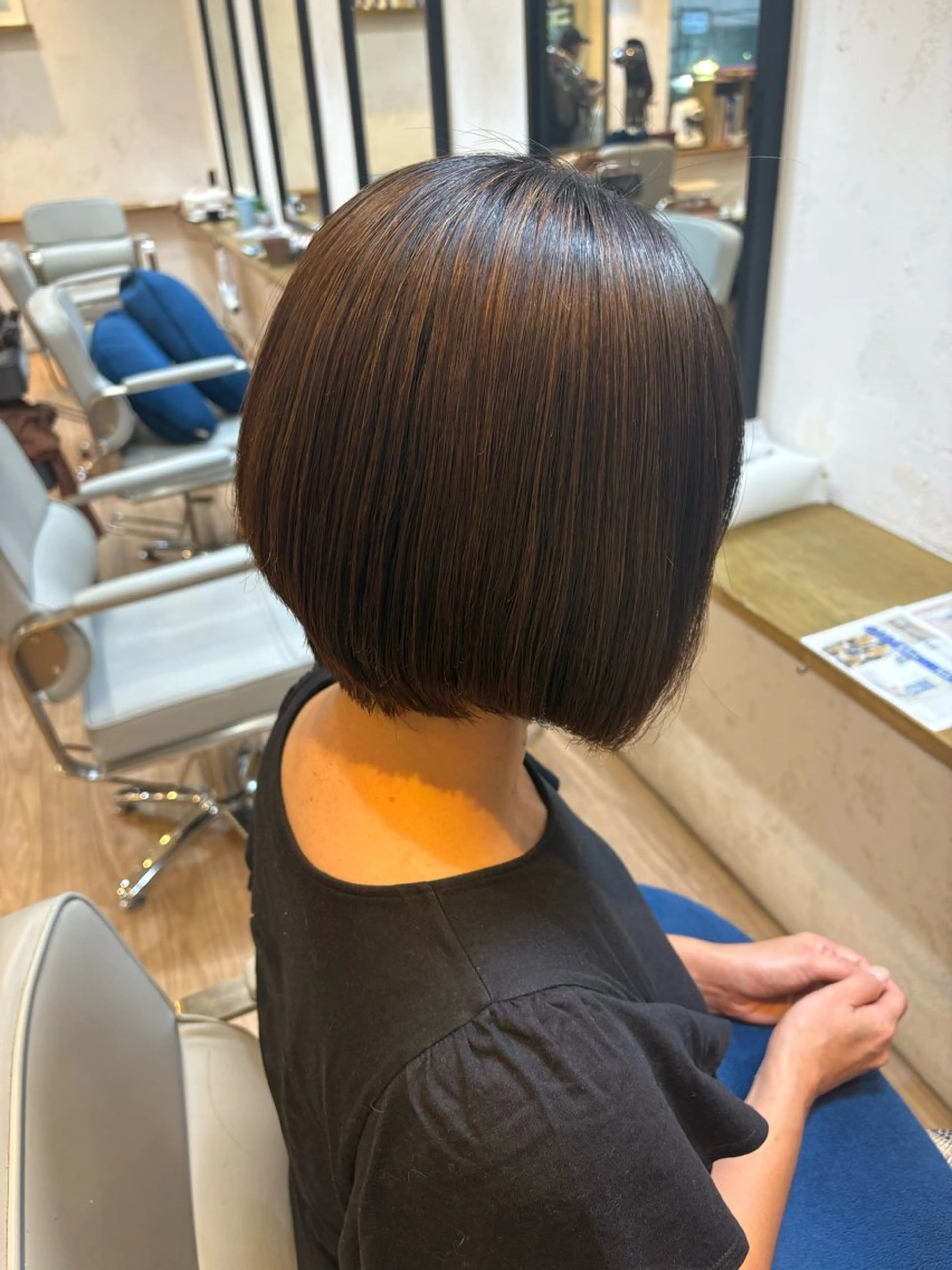 ショート ヘアカラー 韓国ヘアー🇰🇷 MIWAのヘアスタイル