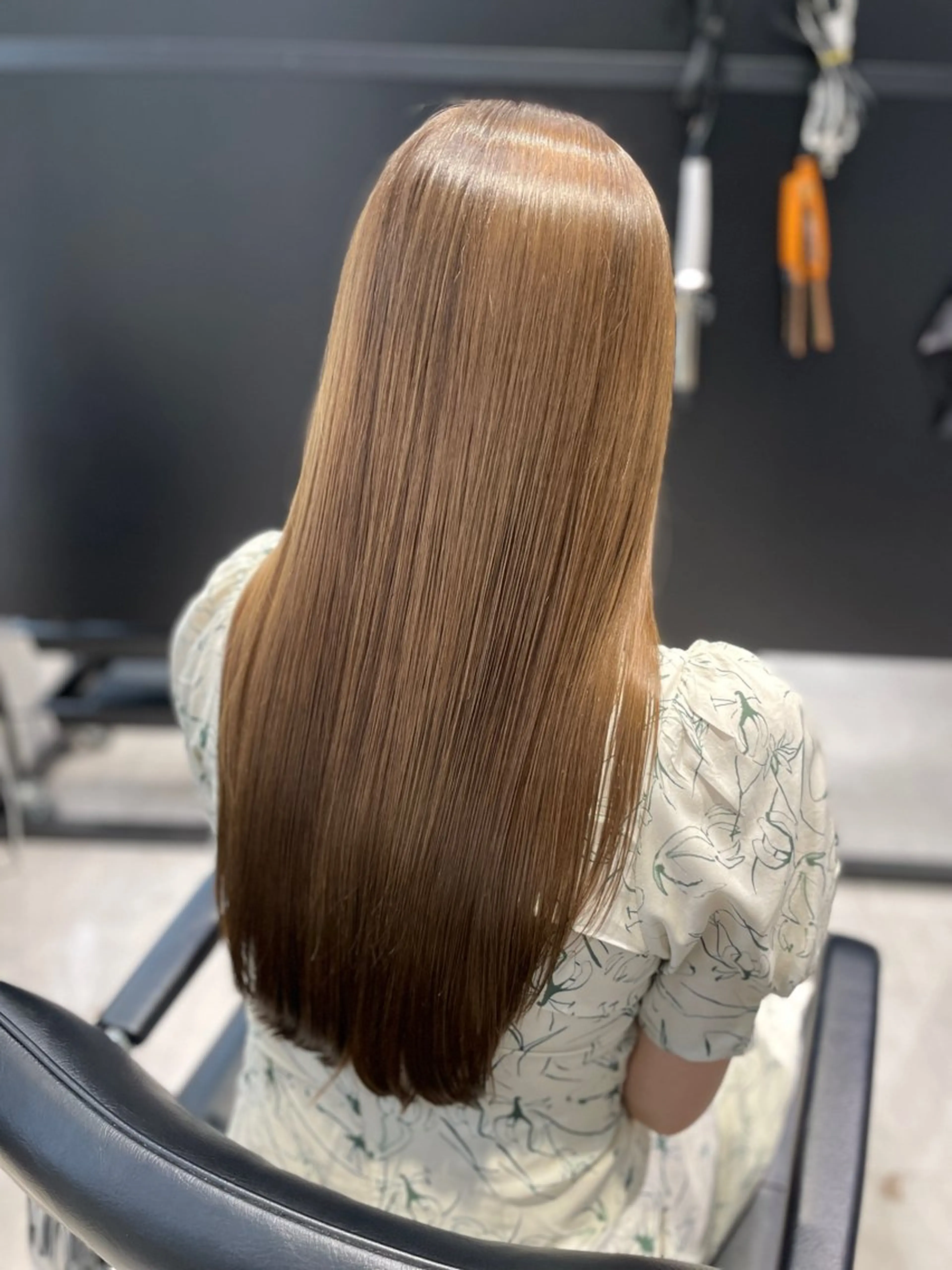 【3月限定☆ 52%offクーポン☆】艶髪カラー+カット（トリートメント込み）の写真