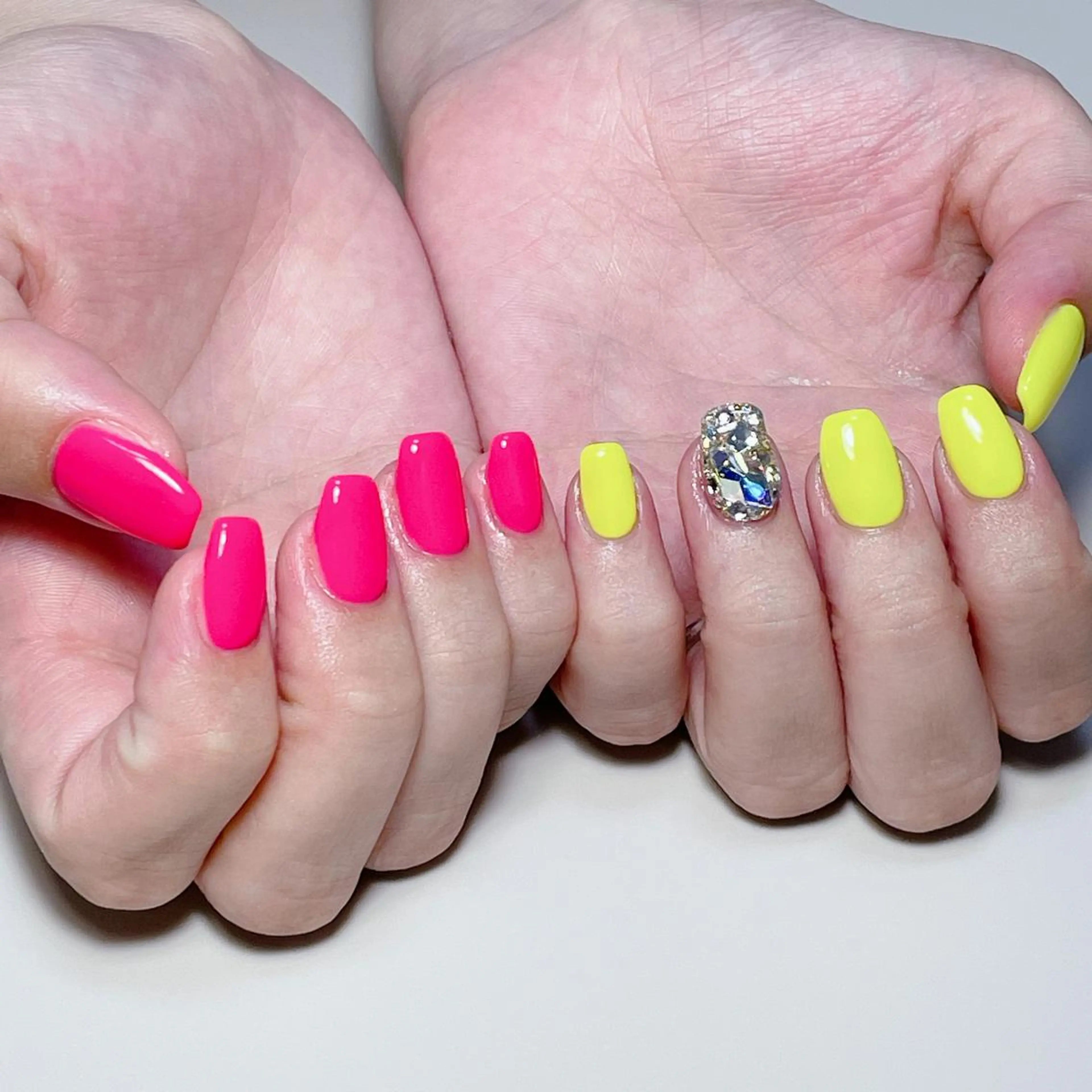 ネイル ワンカラーネイル ハンドネイル kipinail 川﨑えりかのネイルデザイン