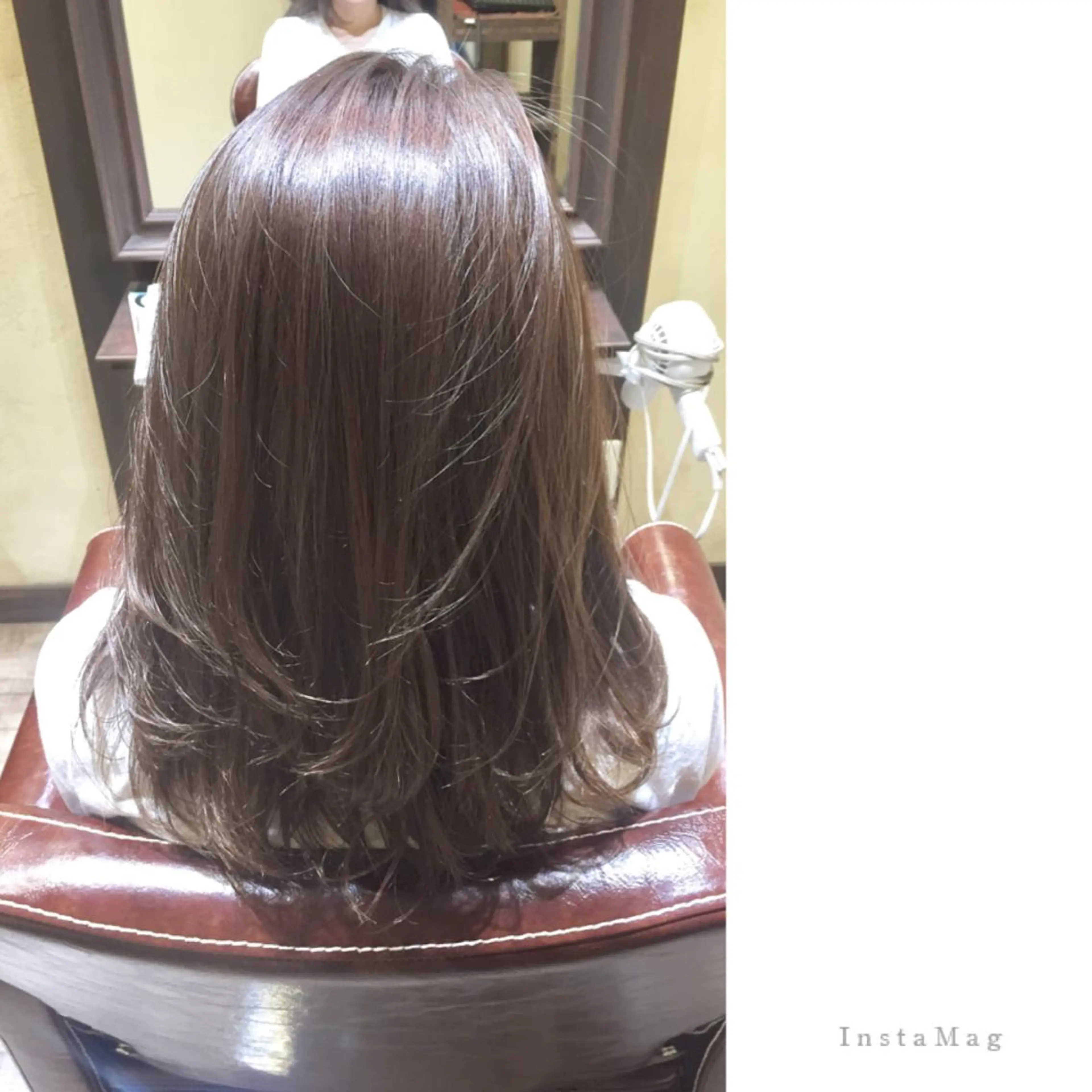 ロング カラー アッシュ ベージュカラー ブリーチ Lyhair🦊🎀 AKIのヘアスタイル