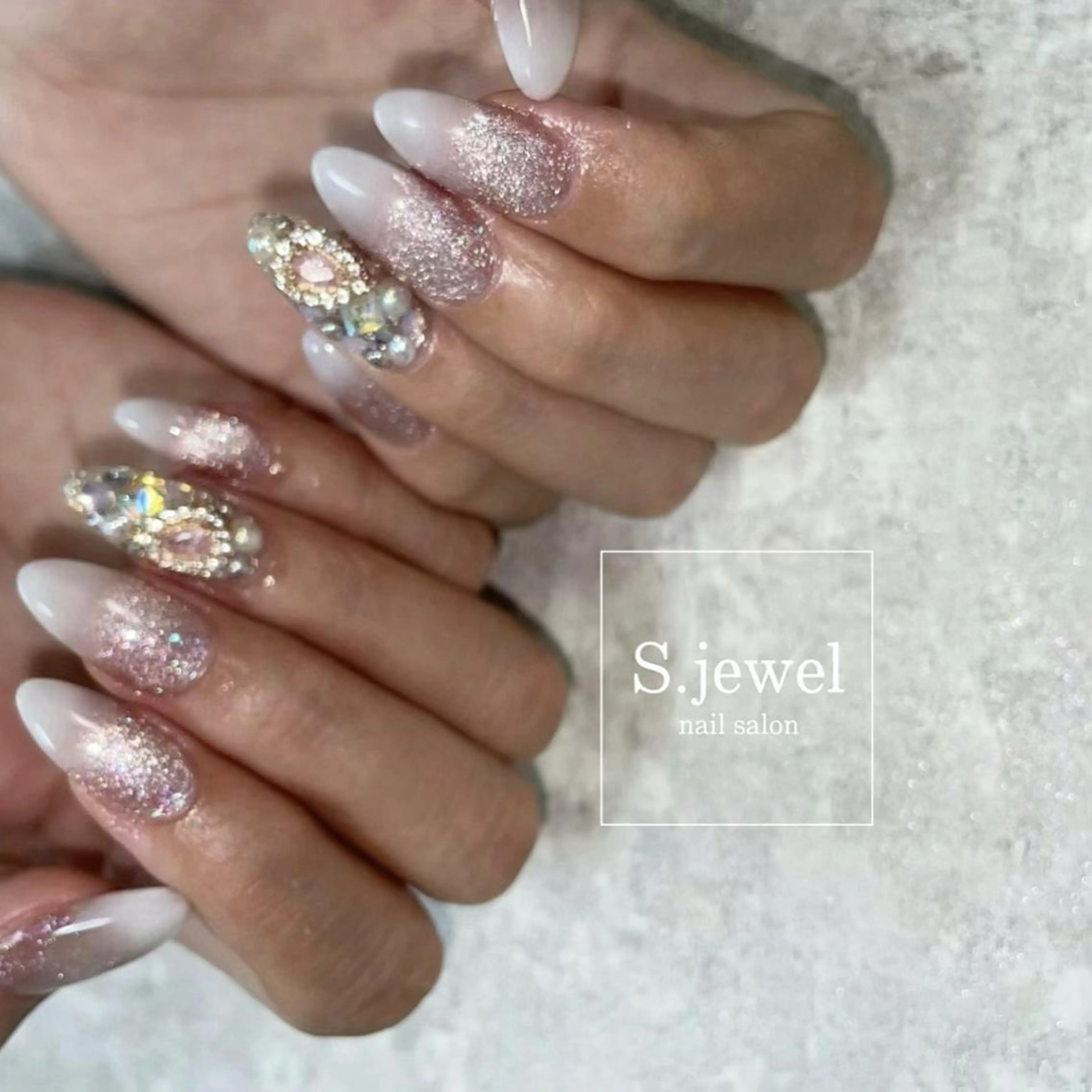 ネイル S. JEWELのネイルデザイン