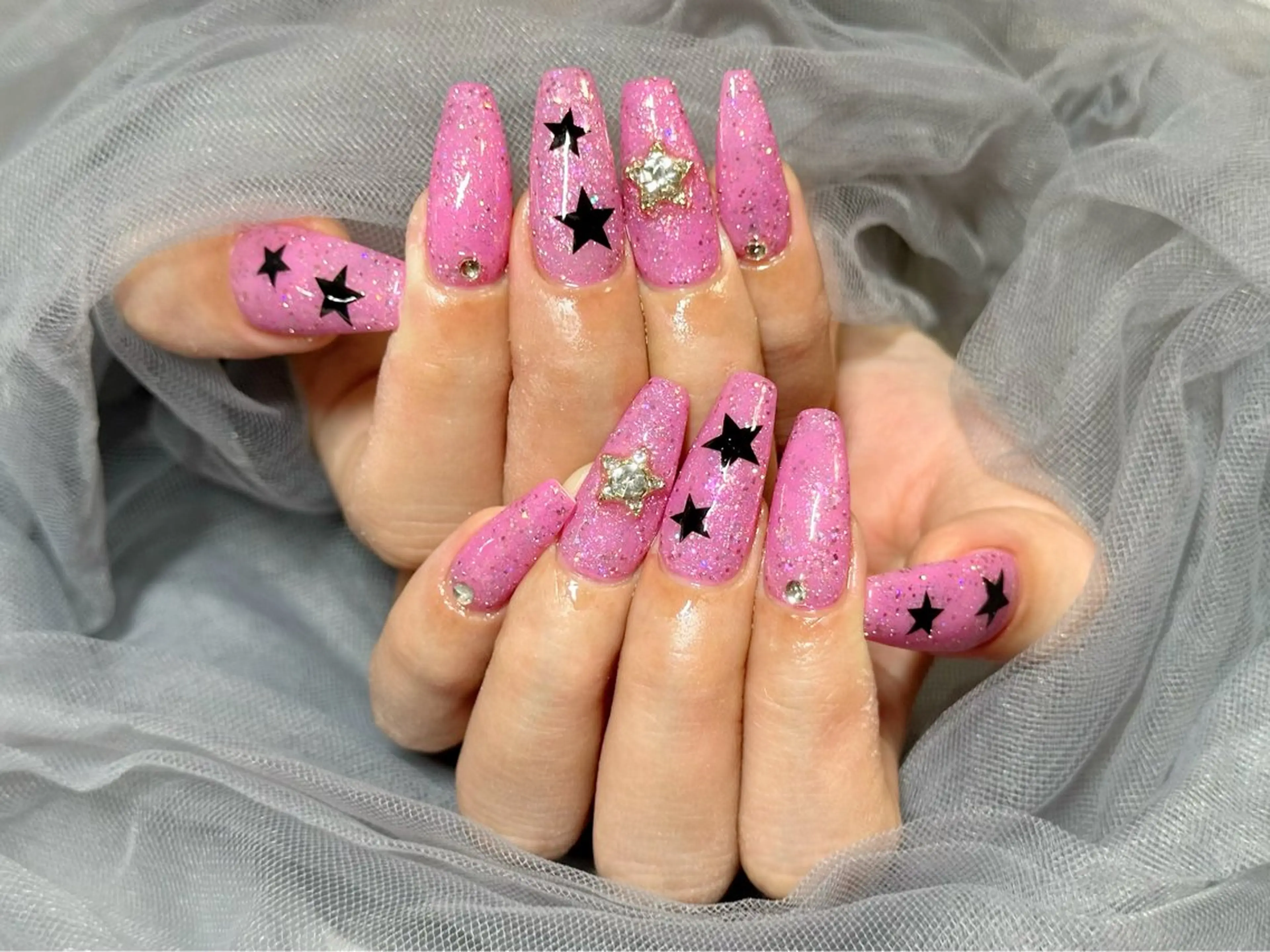 ネイル ラメ(グリッター) ピンク ハンドネイル Nail Salon KURELLYのネイルデザイン