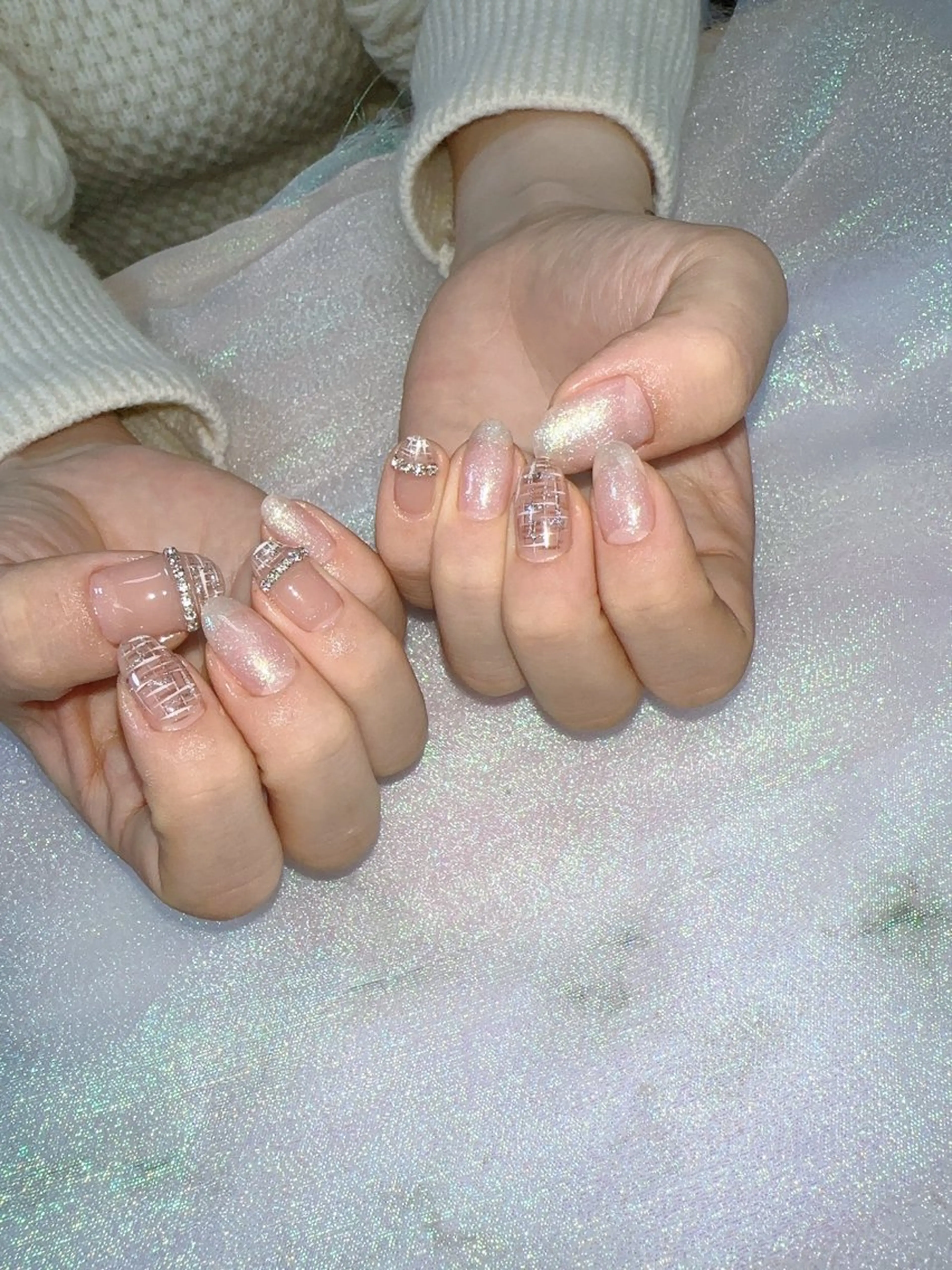 ネイル Hey🌈NAIL 長さ出し専門店のネイルデザイン