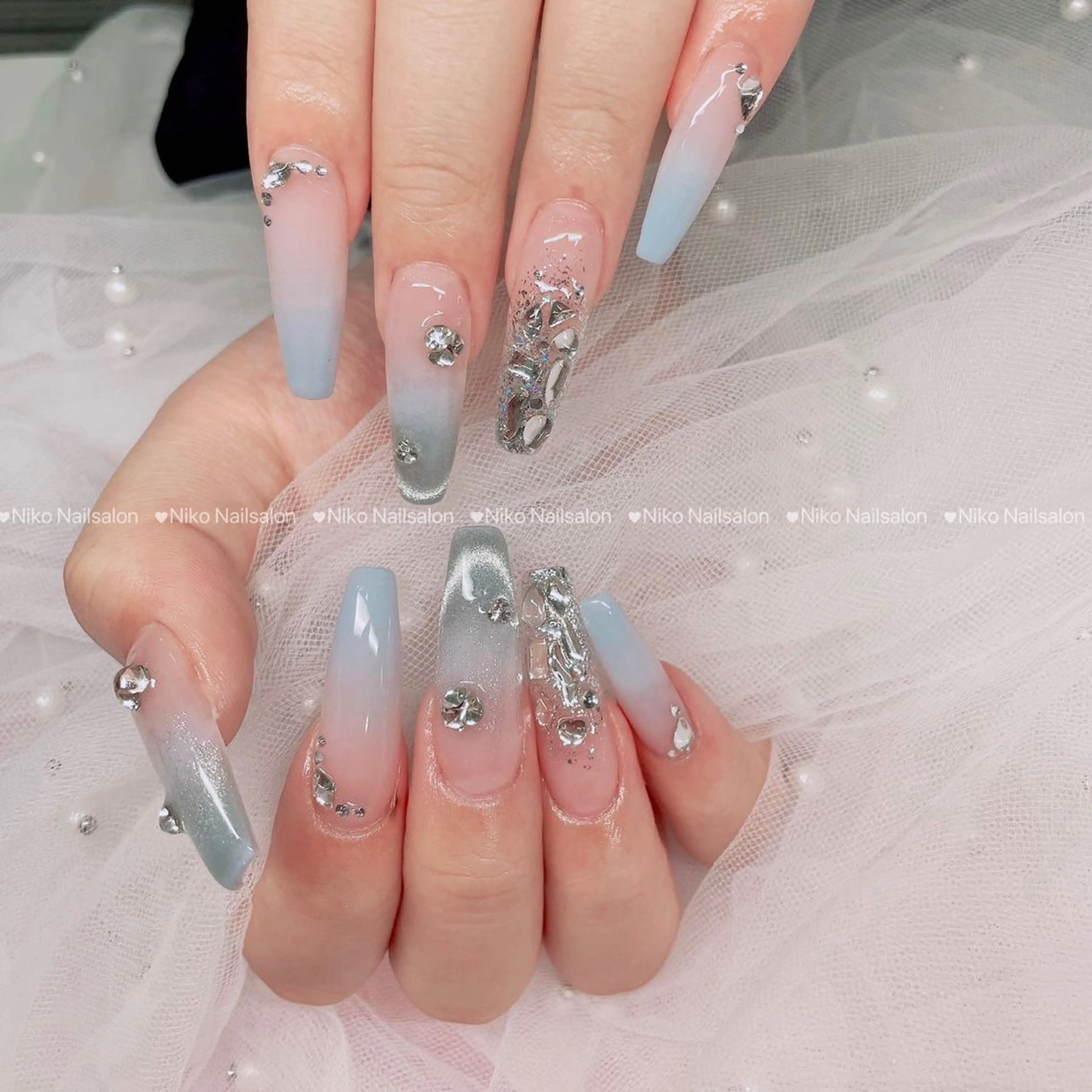 ネイル チークネイル 長さ出し フットネイル フレンチネイル ジェルネイル Niko Nail salon 銀座本店のネイルデザイン