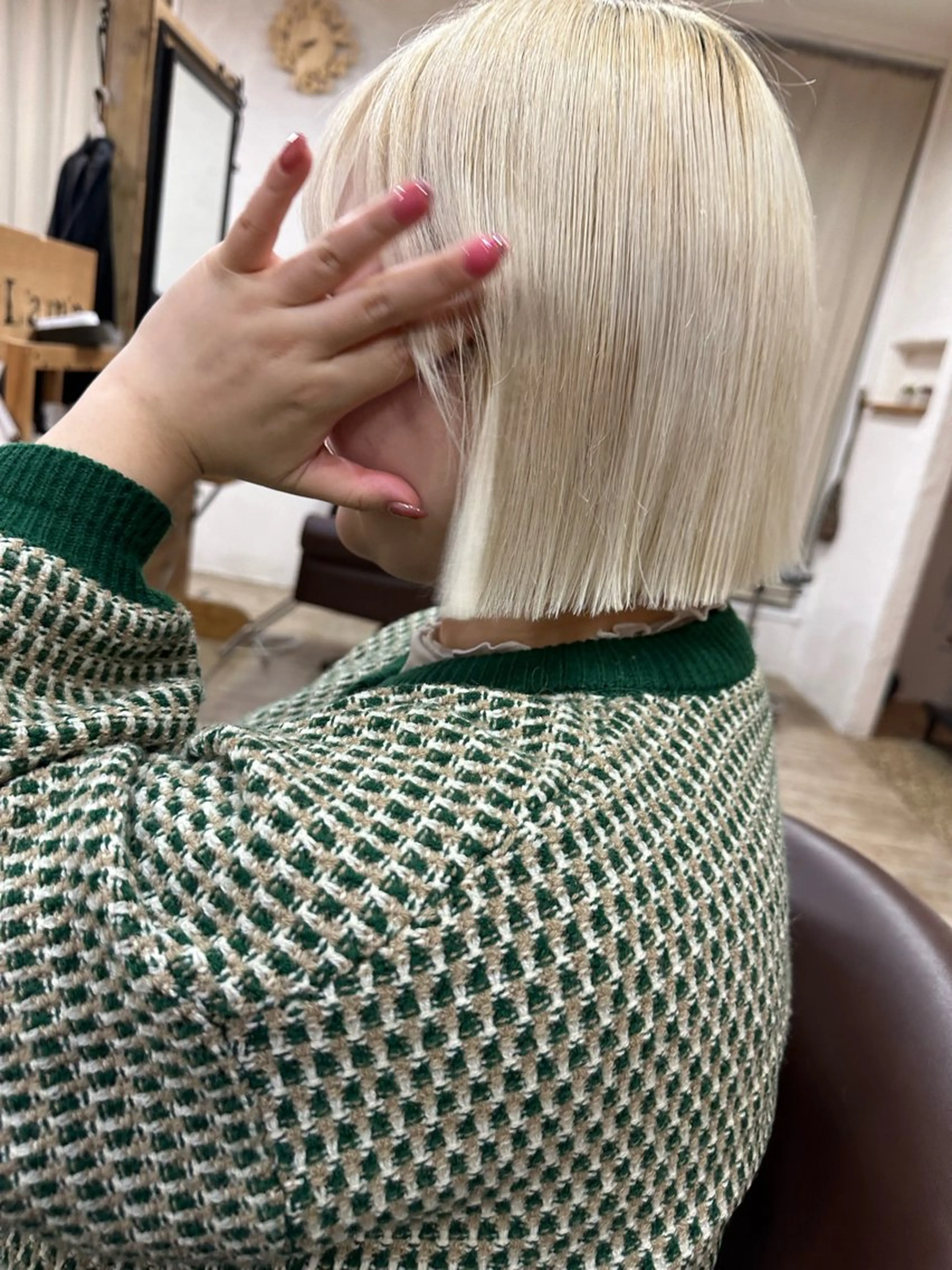 ミディアム 木村 彩花のヘアスタイル