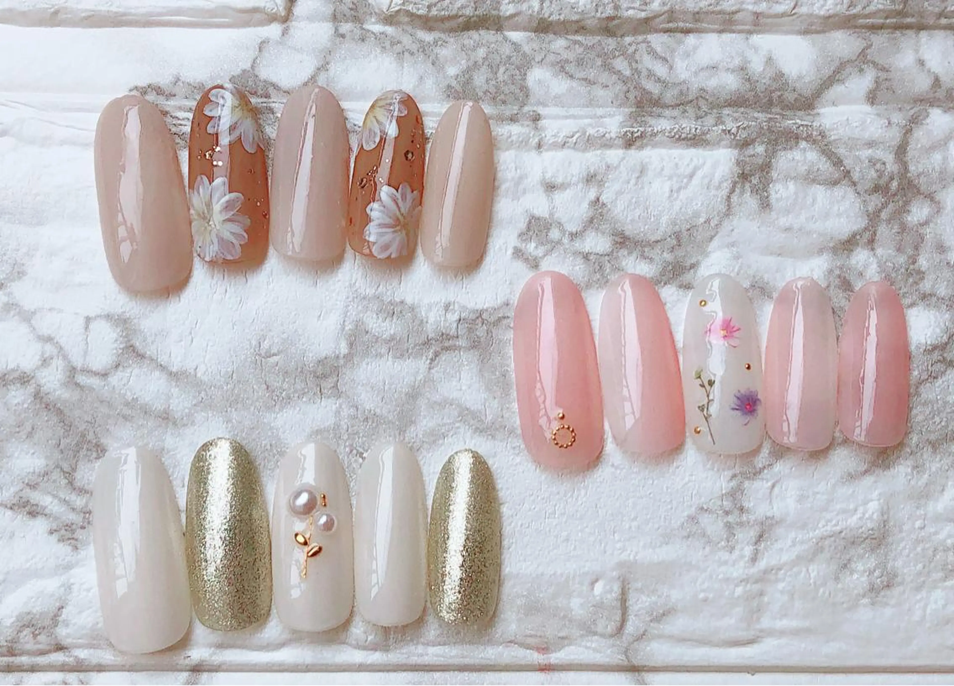 ネイル ハンドネイル ハンドケア Nailsalon Eve（イヴ）のネイルデザイン