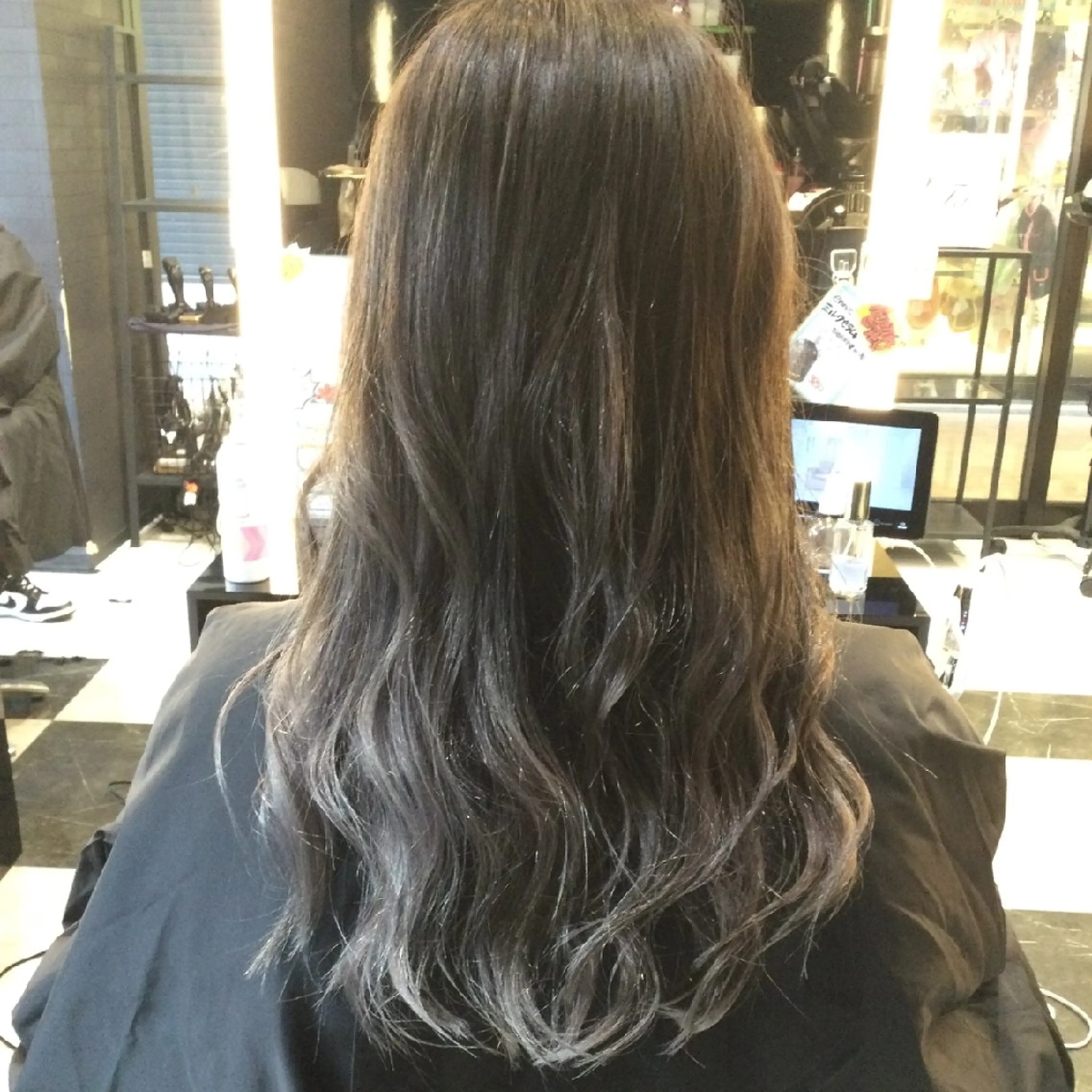 ロング カット ヘアカラー パーマ 縮毛矯正 トリートメント ブリーチ/ヘアケア/ 艶髪/イギチハルのヘアスタイル