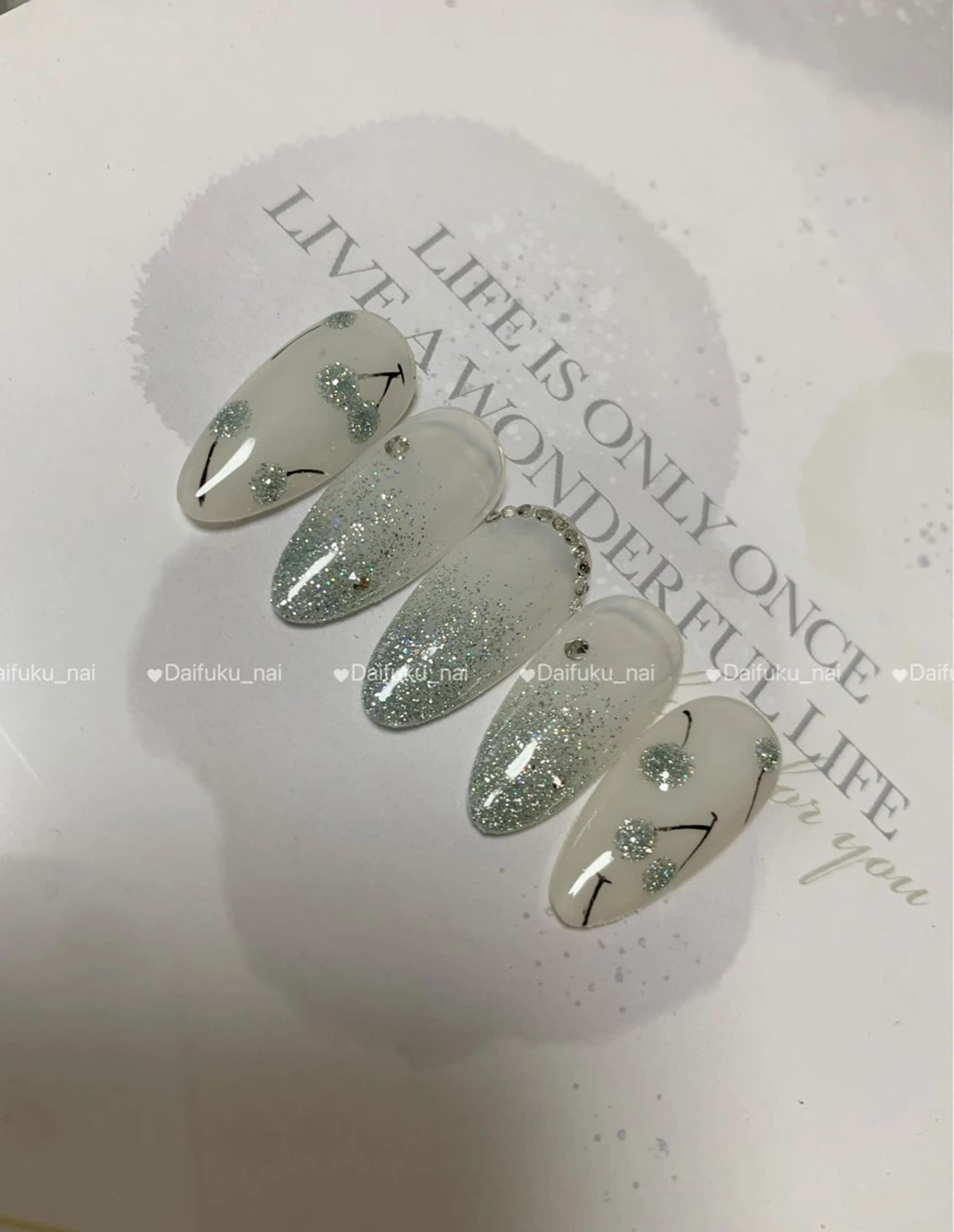 ミディアム ハンドネイル Daifuku nailsのネイルデザイン