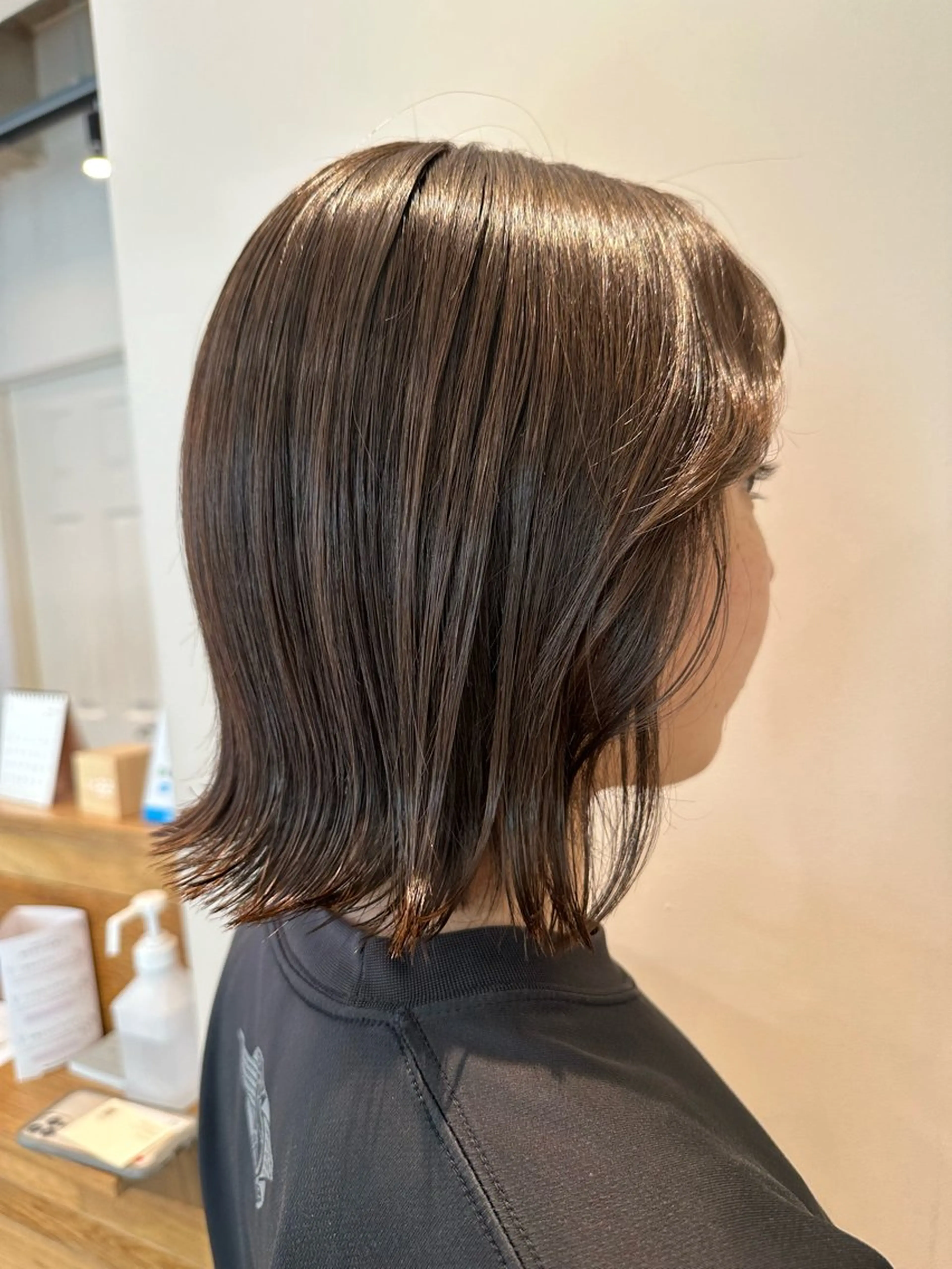 ショート 🩶EM ILY🩶のヘアスタイル