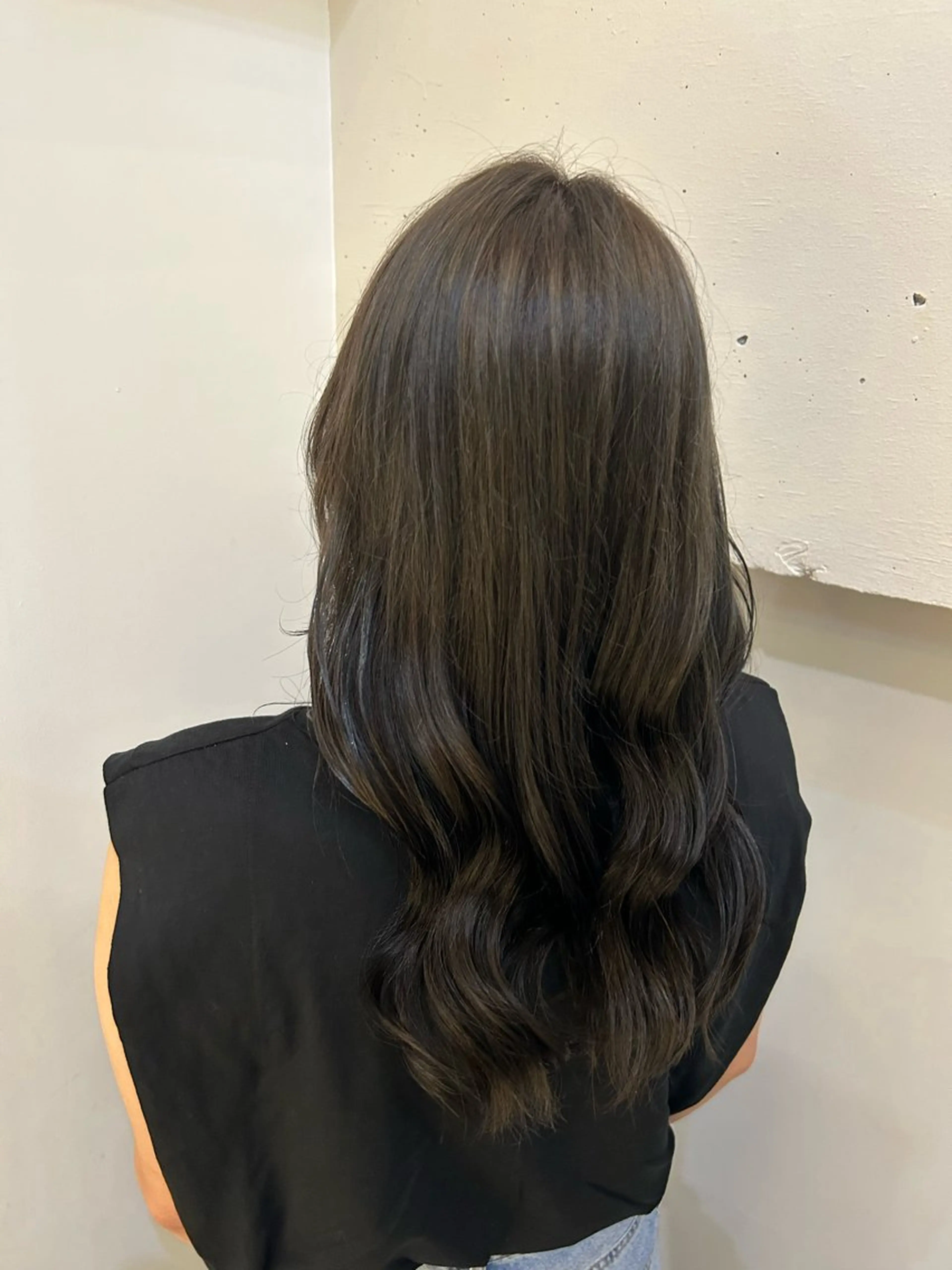 セミロング 韓国ヘアー🇰🇷 MIWAのヘアスタイル