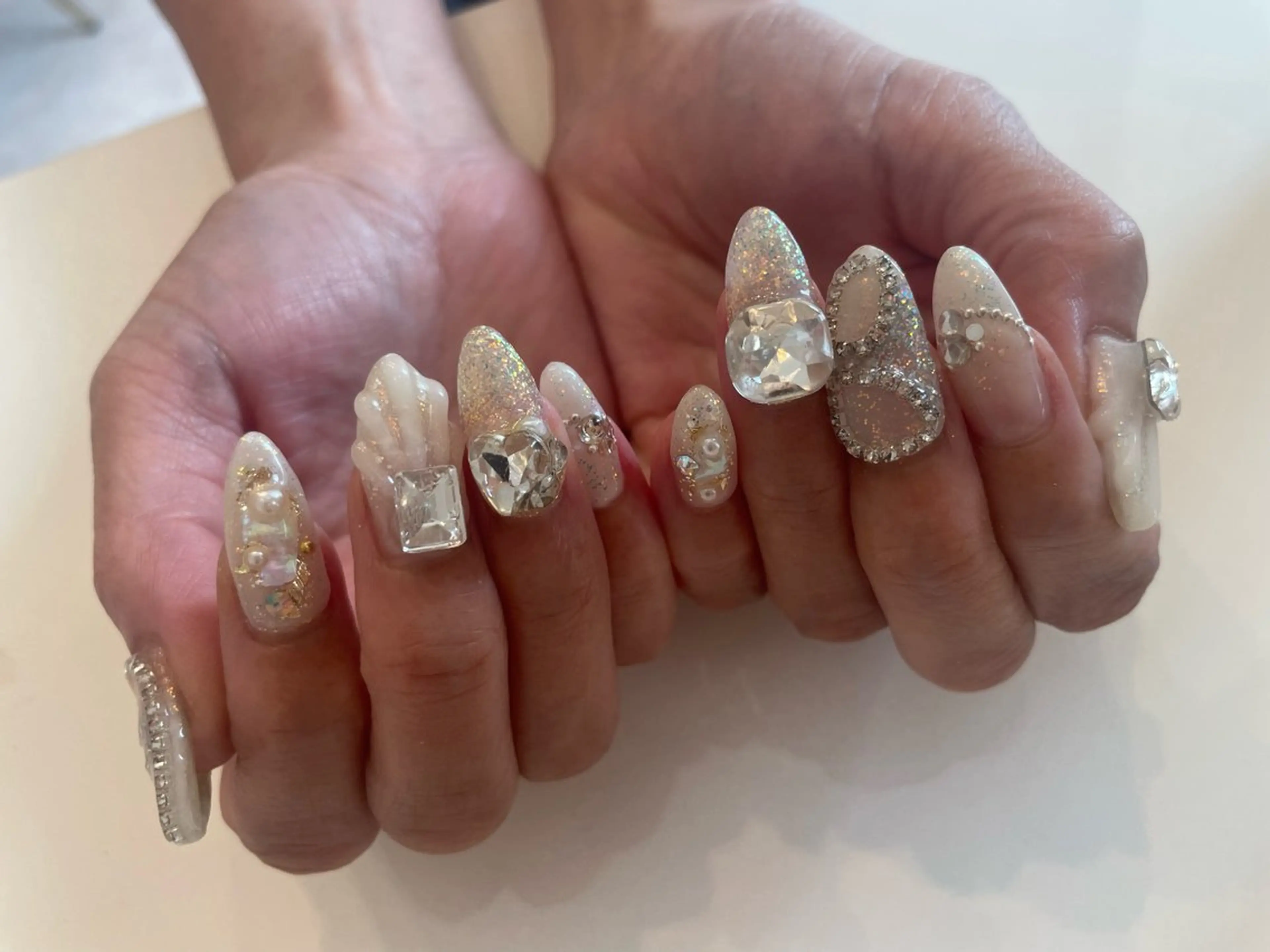 ネイル ♡ビジュール♡ NAIL &まつ毛のマツエク・マツパデザイン