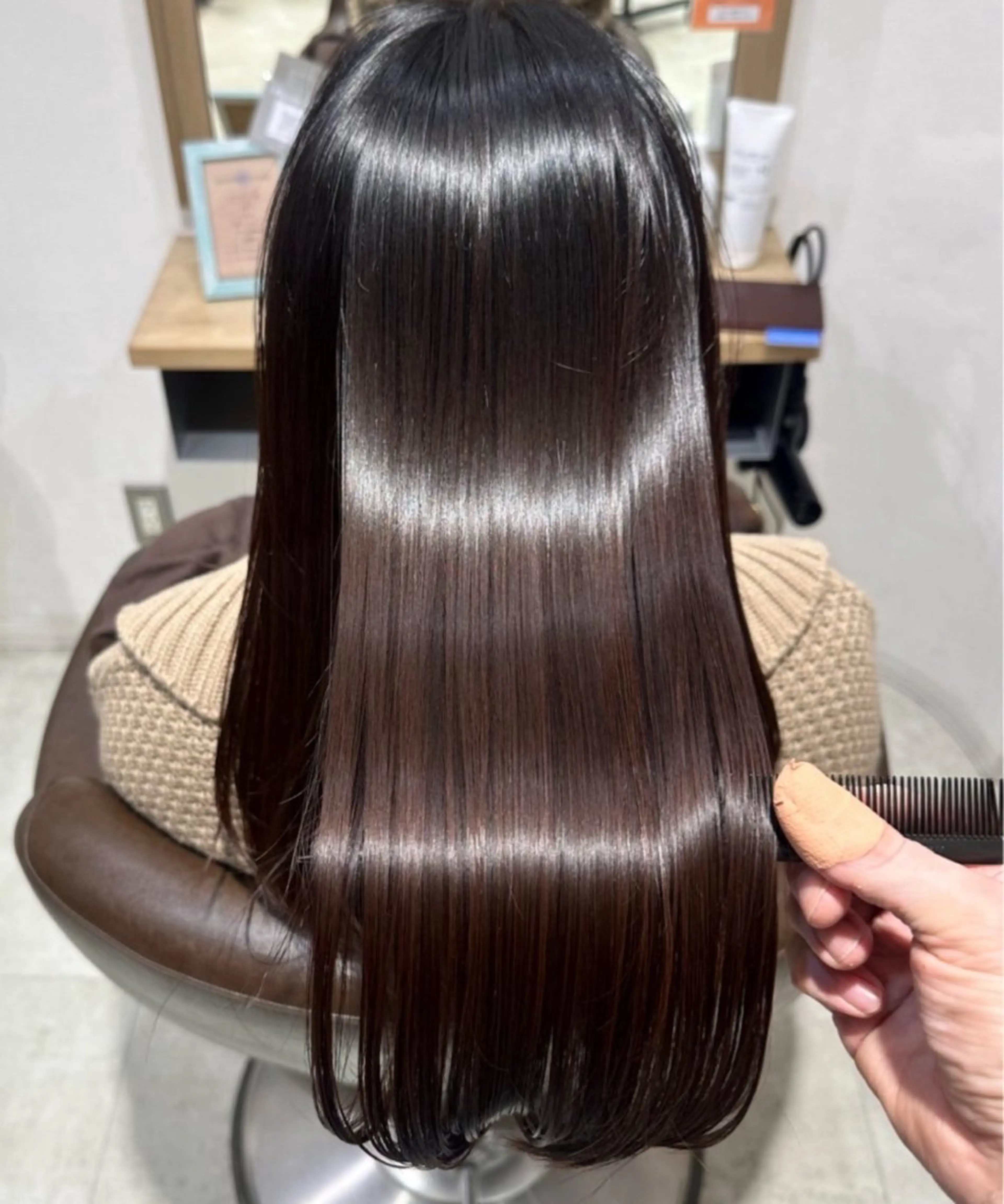 扱いやすいスタイルへ🪅カット＋縮毛矯正の写真