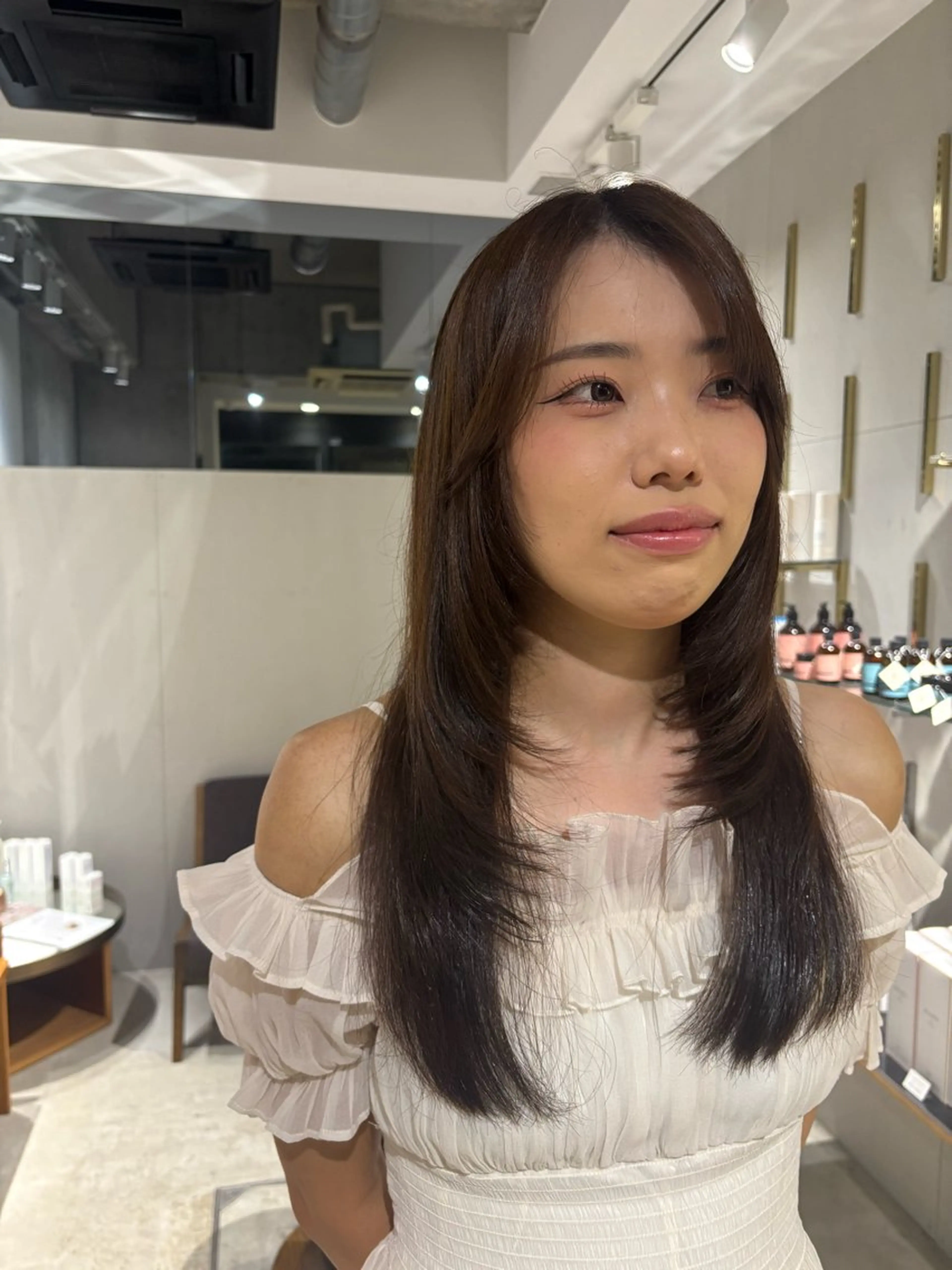 ロング 西脇 久玲愛のヘアスタイル