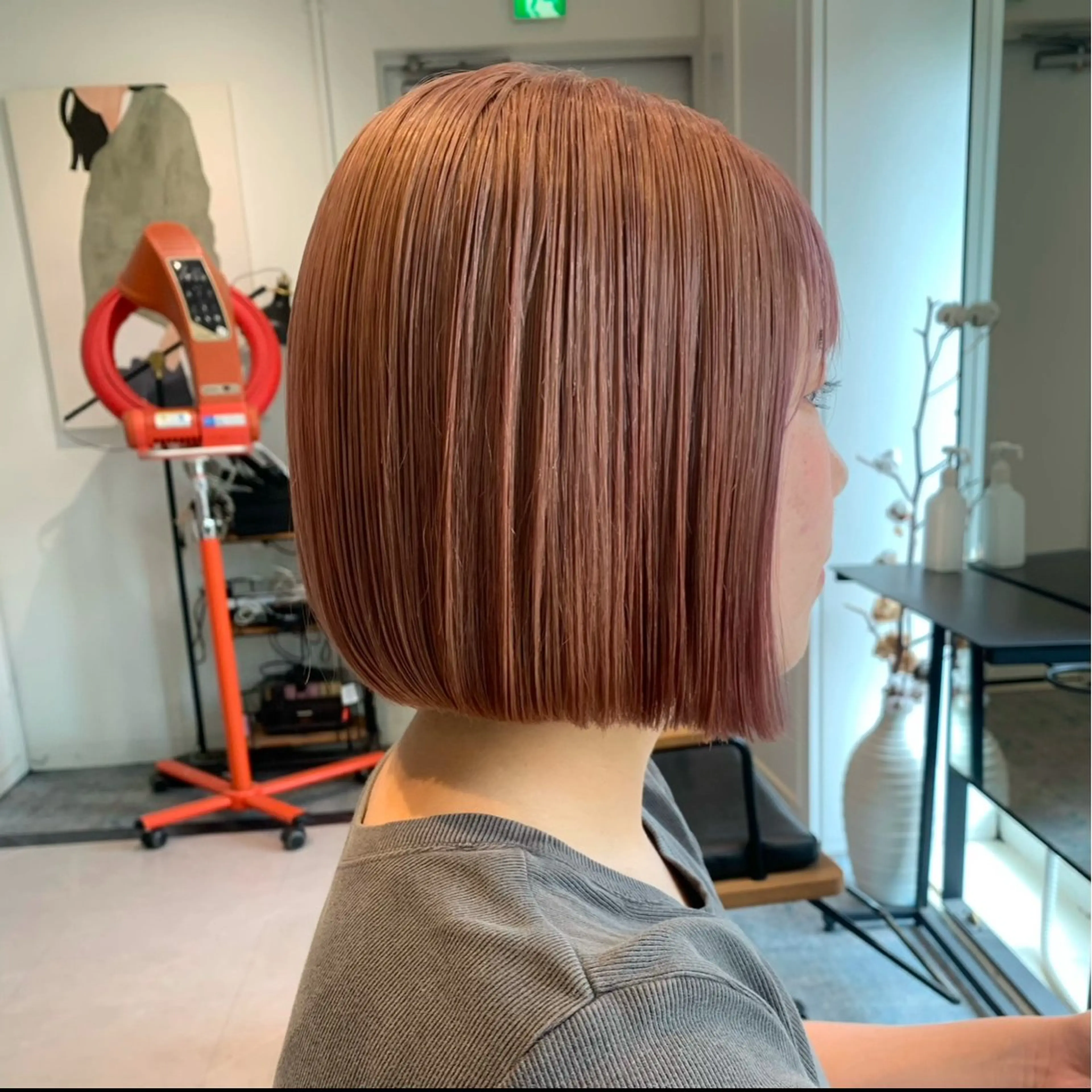 ショート ボブ ツヤ髪♡ 佐取歩のヘアスタイル
