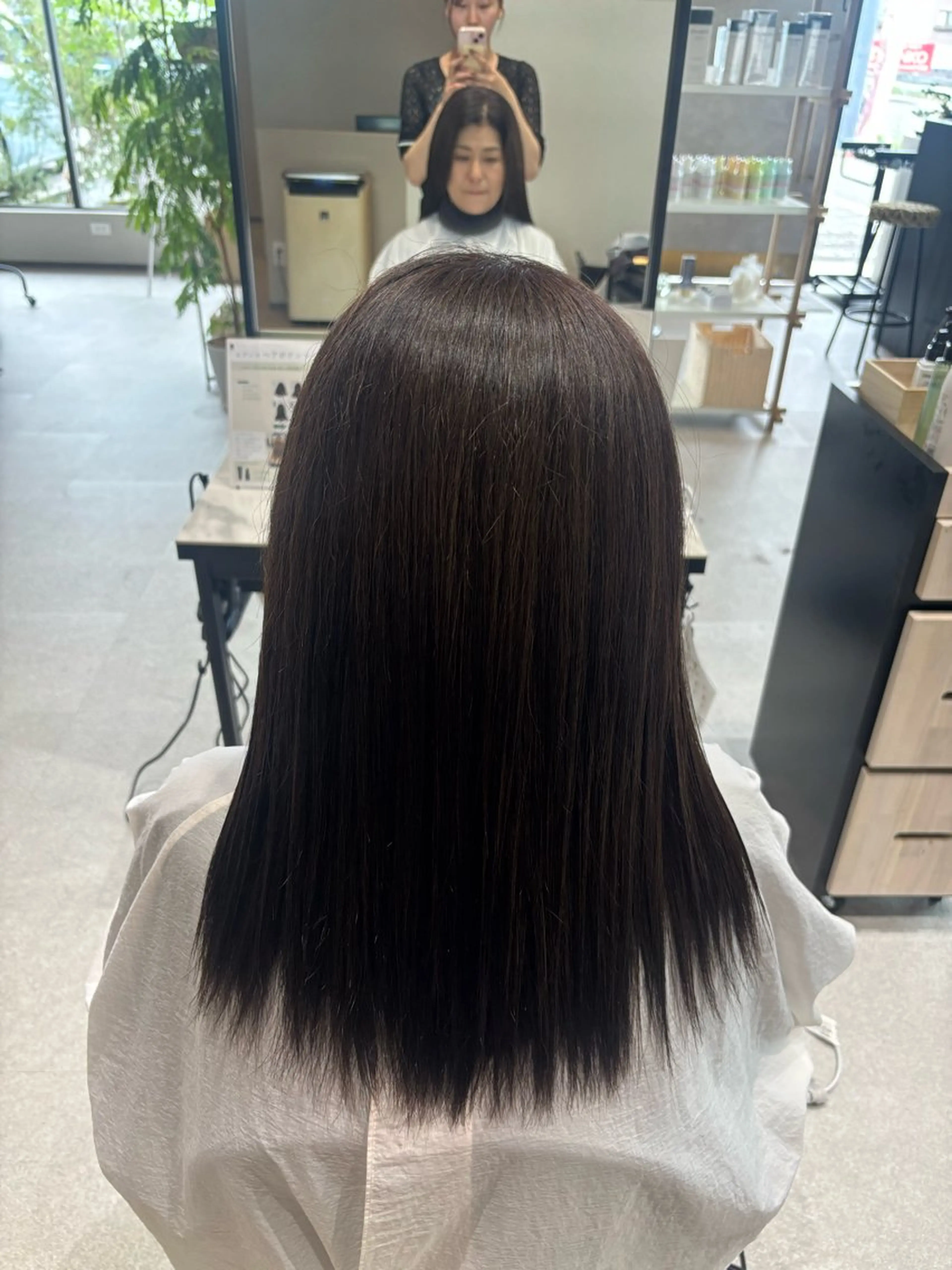 カラー ヘアカラー トリートメント 片桐 沙和のヘアスタイル