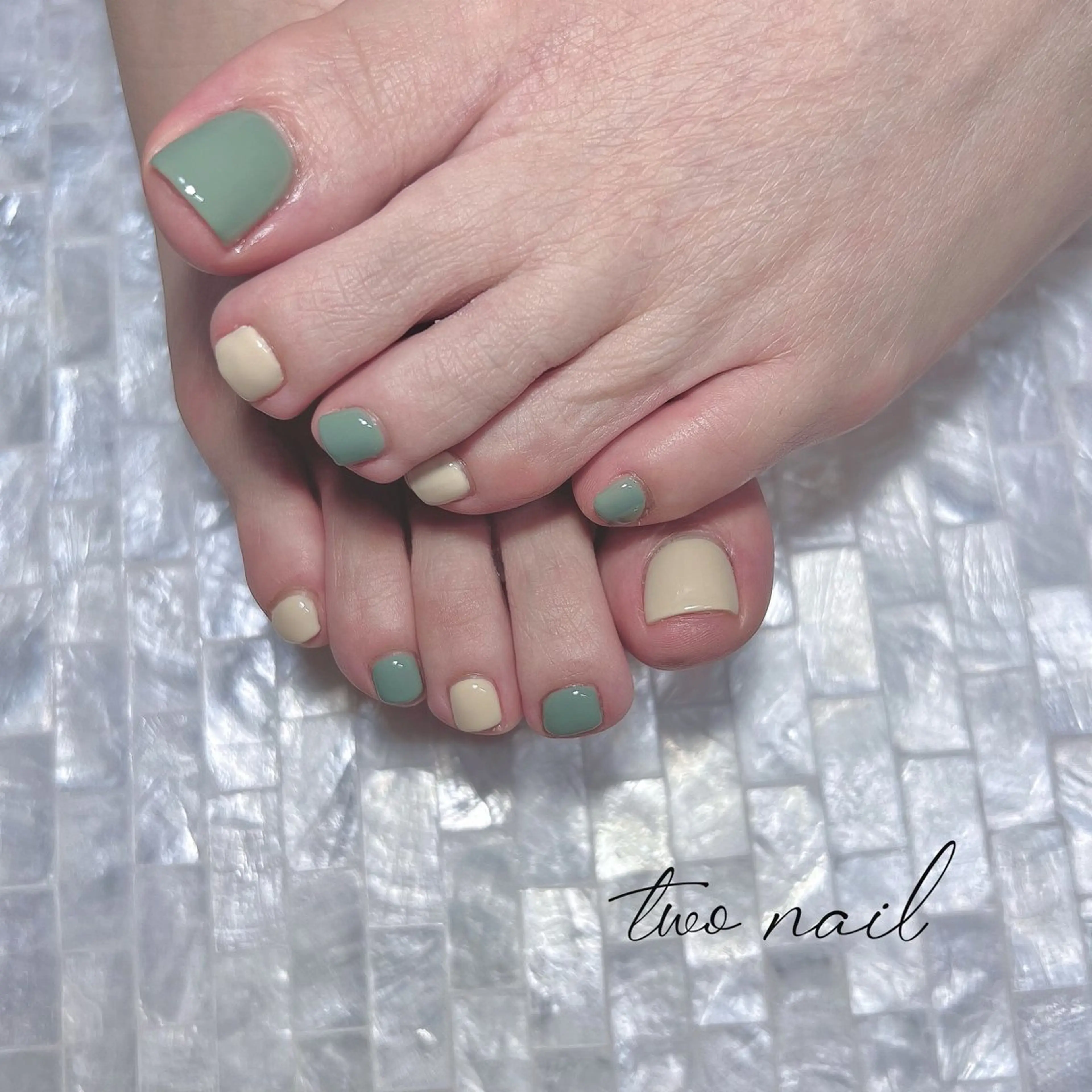 ネイル ネイルチップ ホワイト フットネイル two nailのネイルデザイン