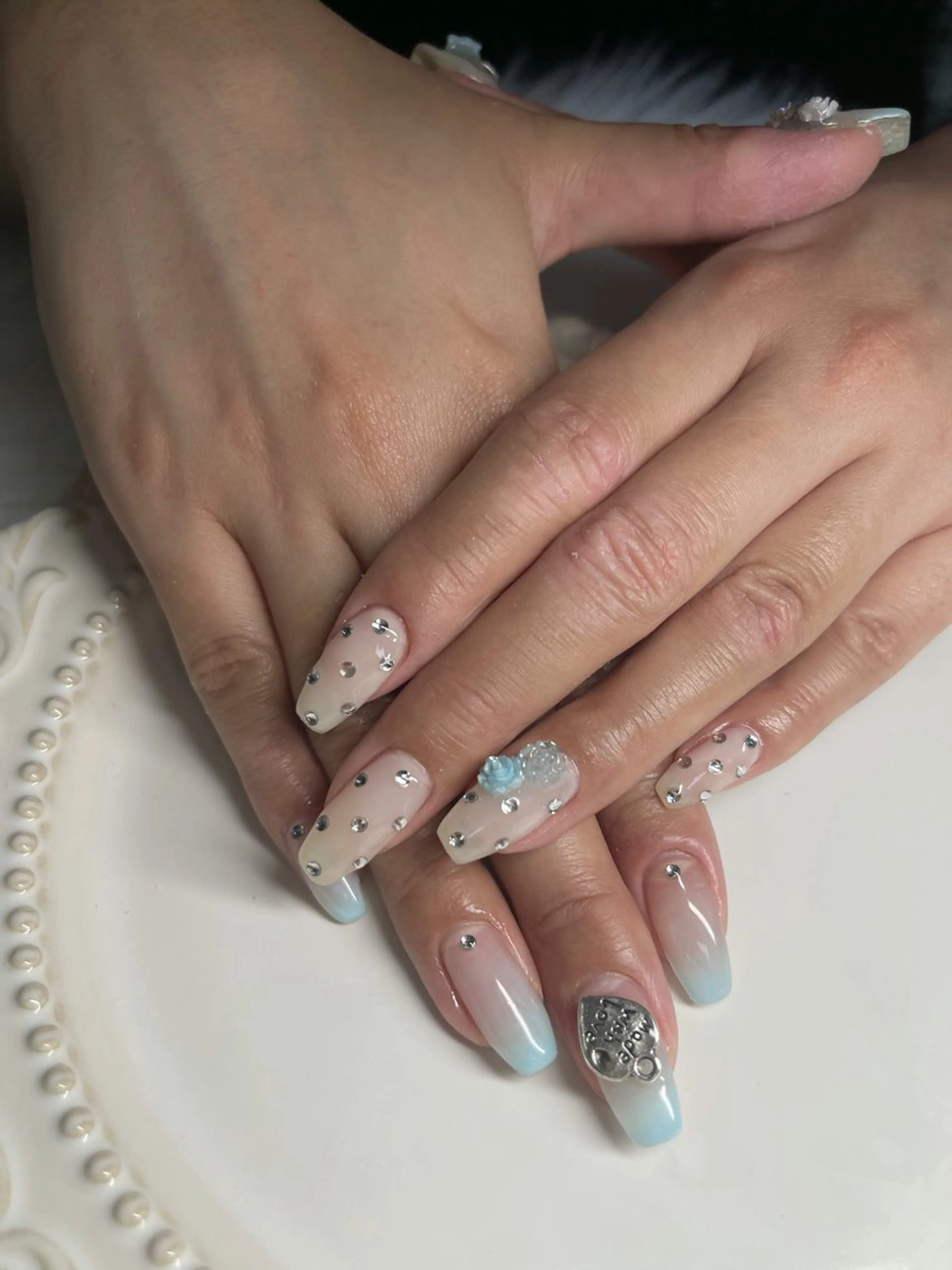 ネイル ハンドネイル 🅁nail🪞✨ risa🎀のネイルデザイン