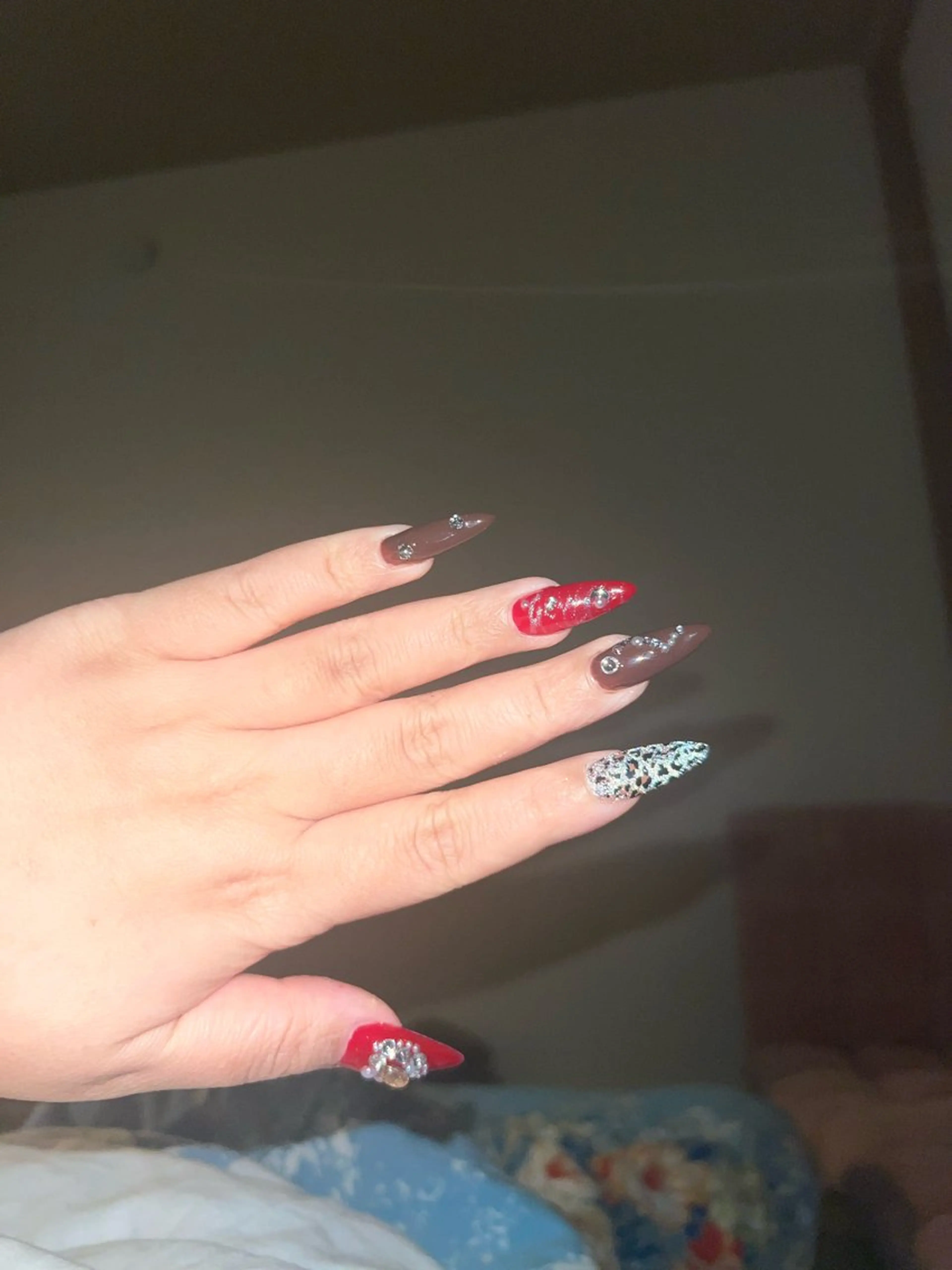 ネイル 南田 リジュンのネイルデザイン