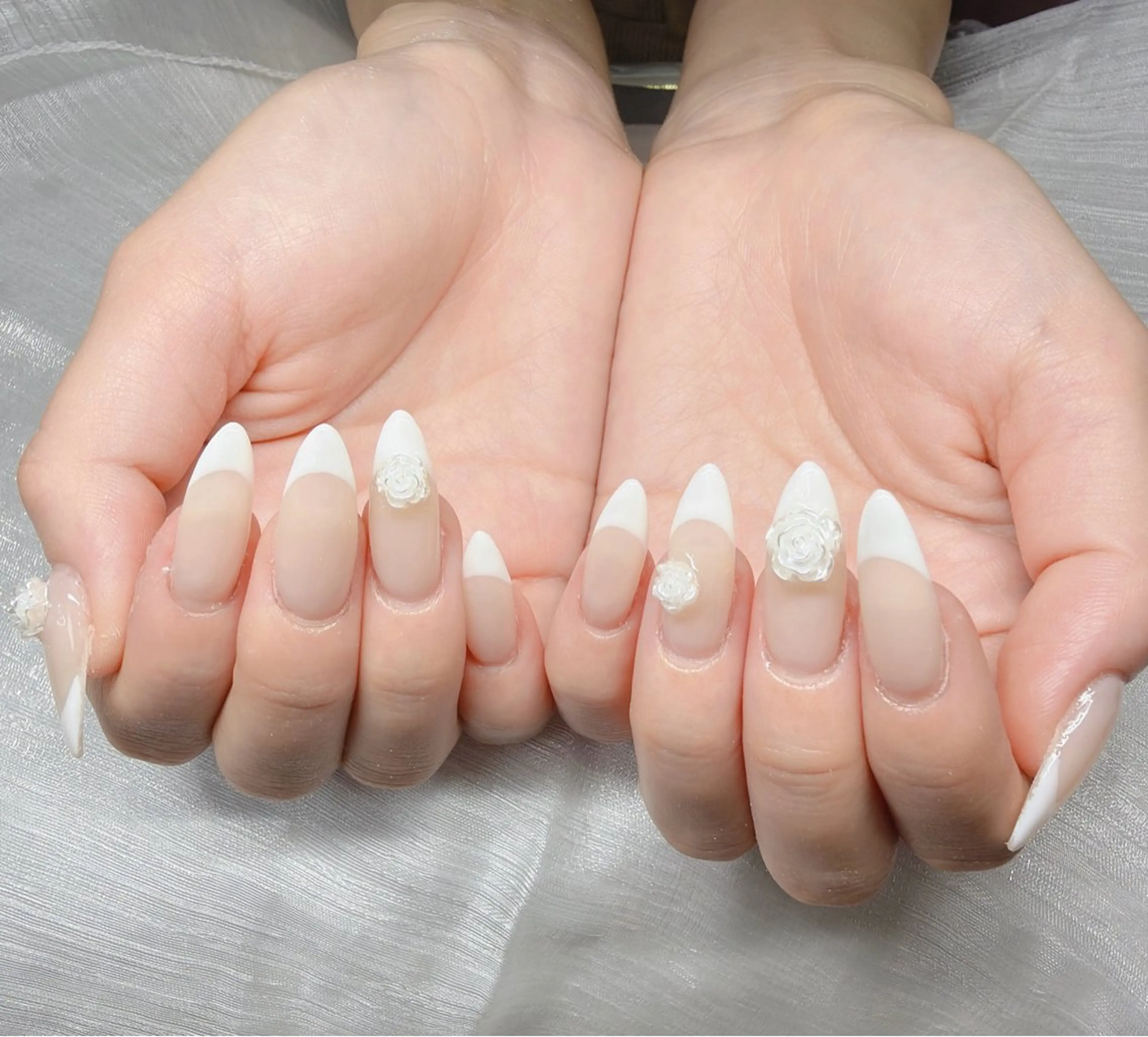 ネイル 長さ出し グラデーション 卒業式 キラキラネイル マグネットネイル ハンドネイル Lee Nailsのネイルデザイン