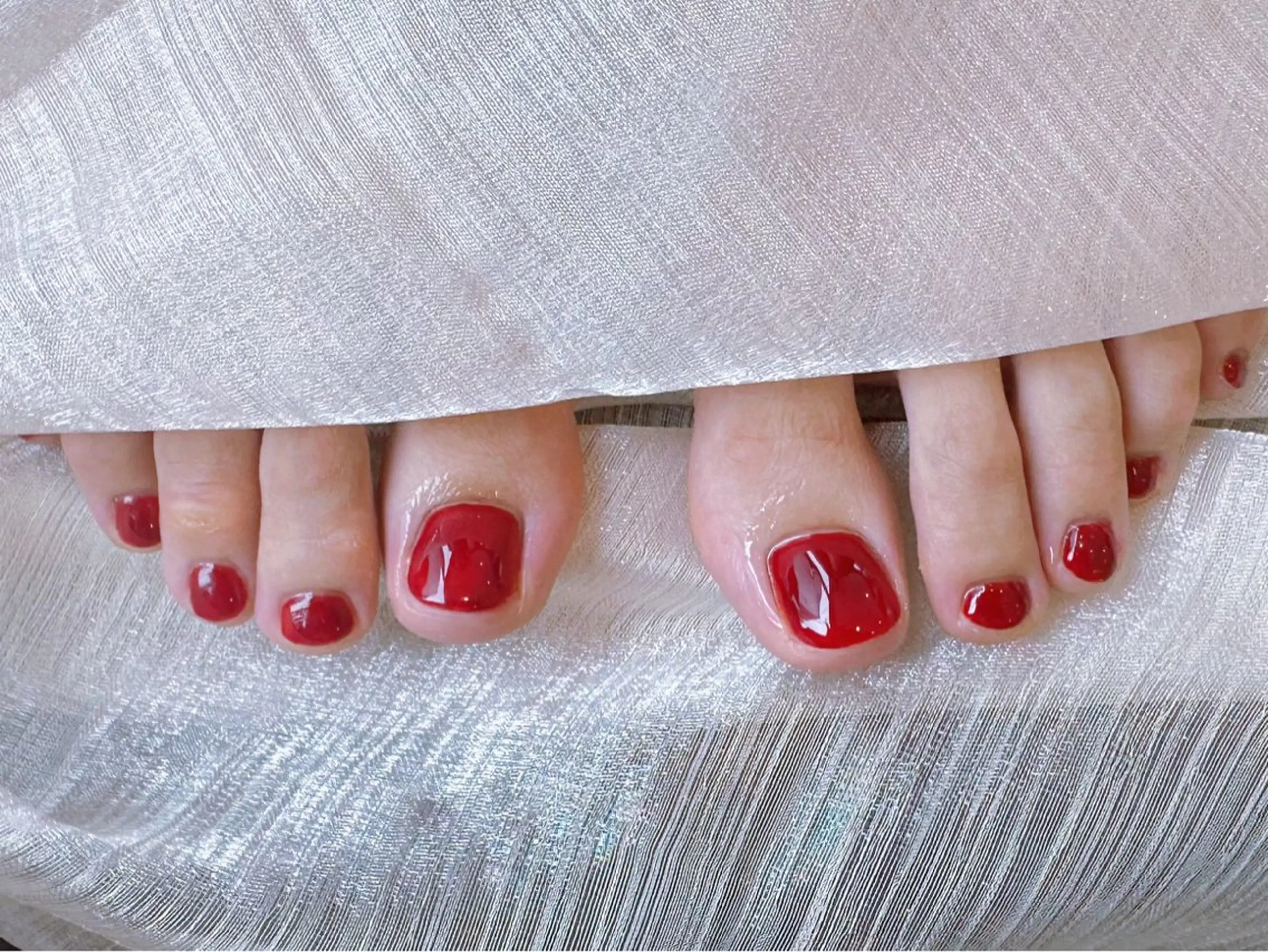 ネイル アートネイル 韓国ネイル 水色 ロングネイル マグネットネイル フットネイル NailDemure 【銀座店】のネイルデザイン