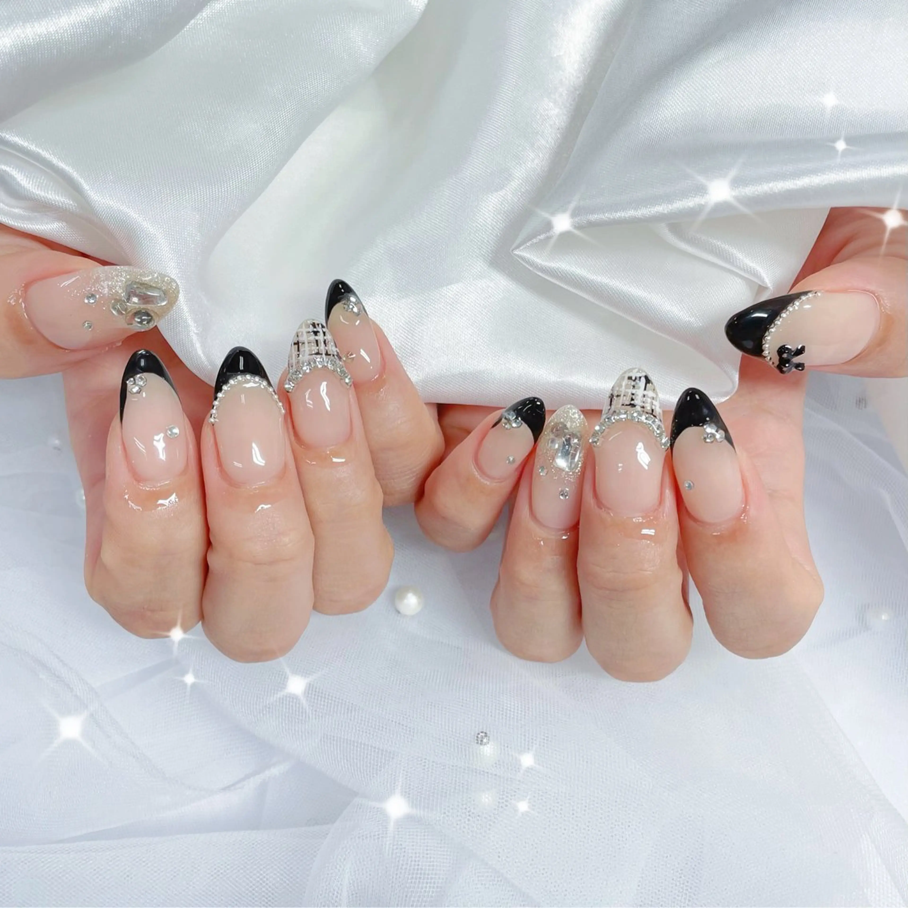 ネイル misaki 🩰‎🤍🎀のネイルデザイン